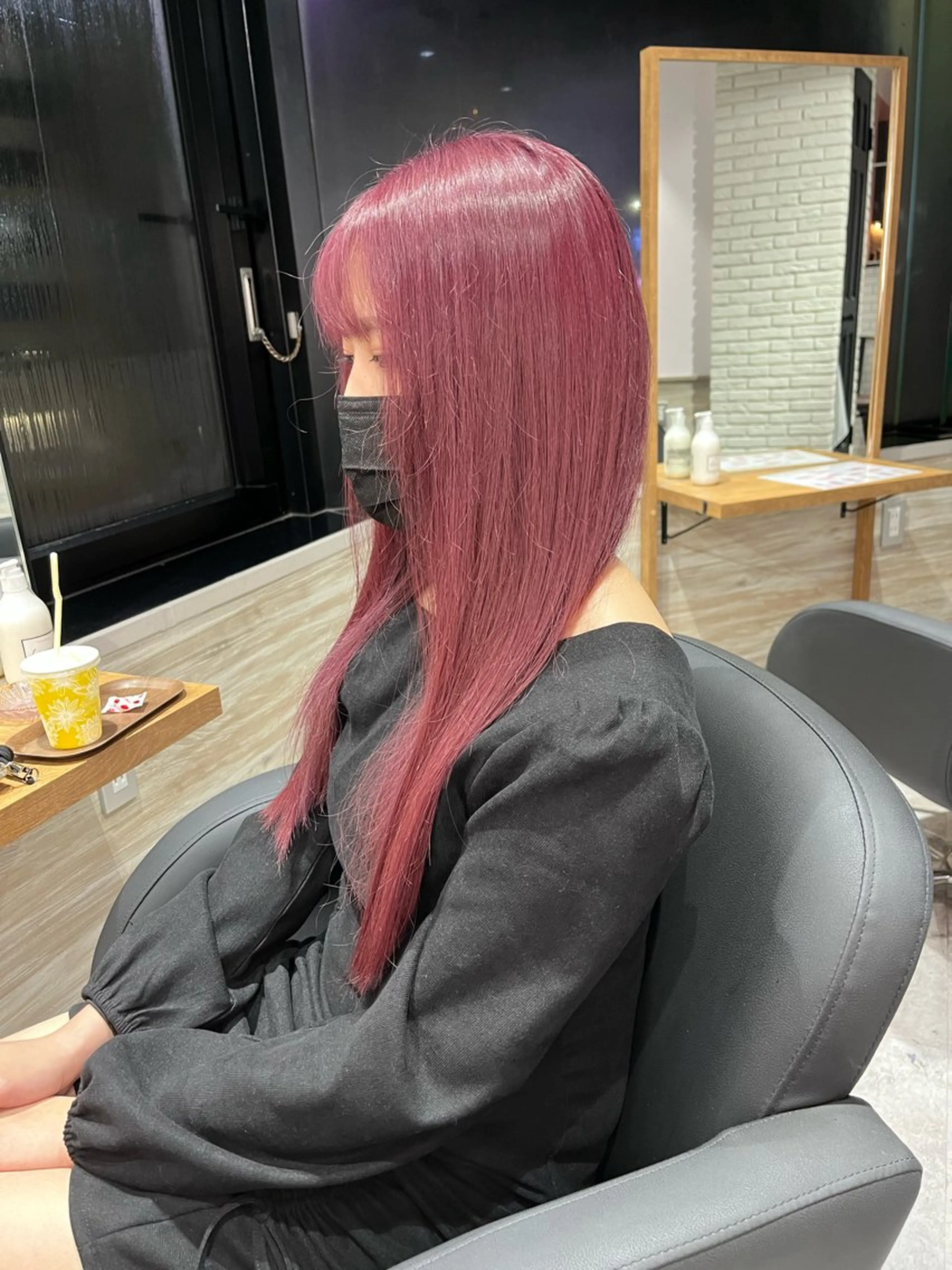 ロング カラー ピンクカラー 鎌田 優依のヘアスタイル