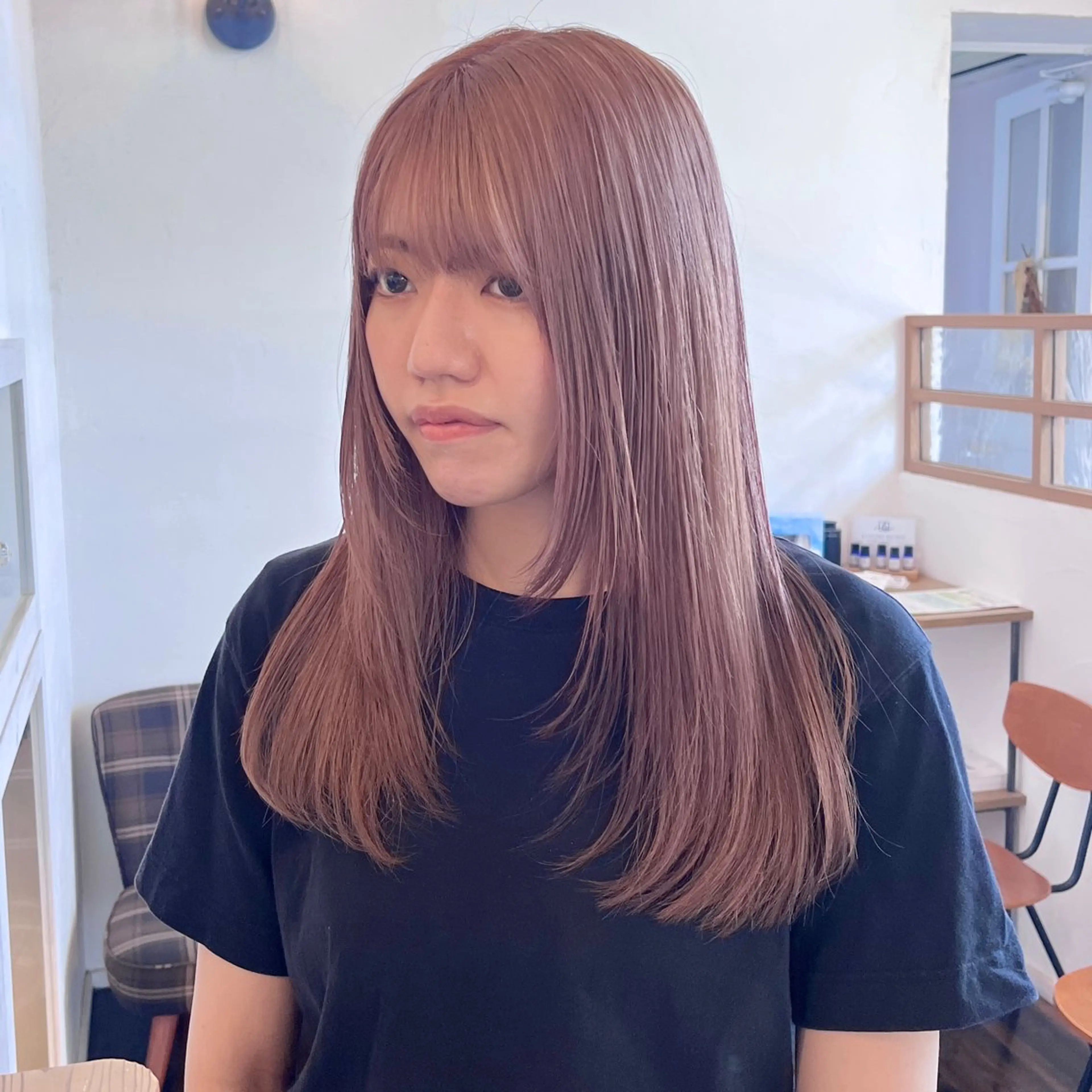 ロング カラー ベージュカラー ブリーチ ピンクカラー ピンクベージュ 伊藤ゆかり/髪質改善 /透明感カラーのヘアスタイル