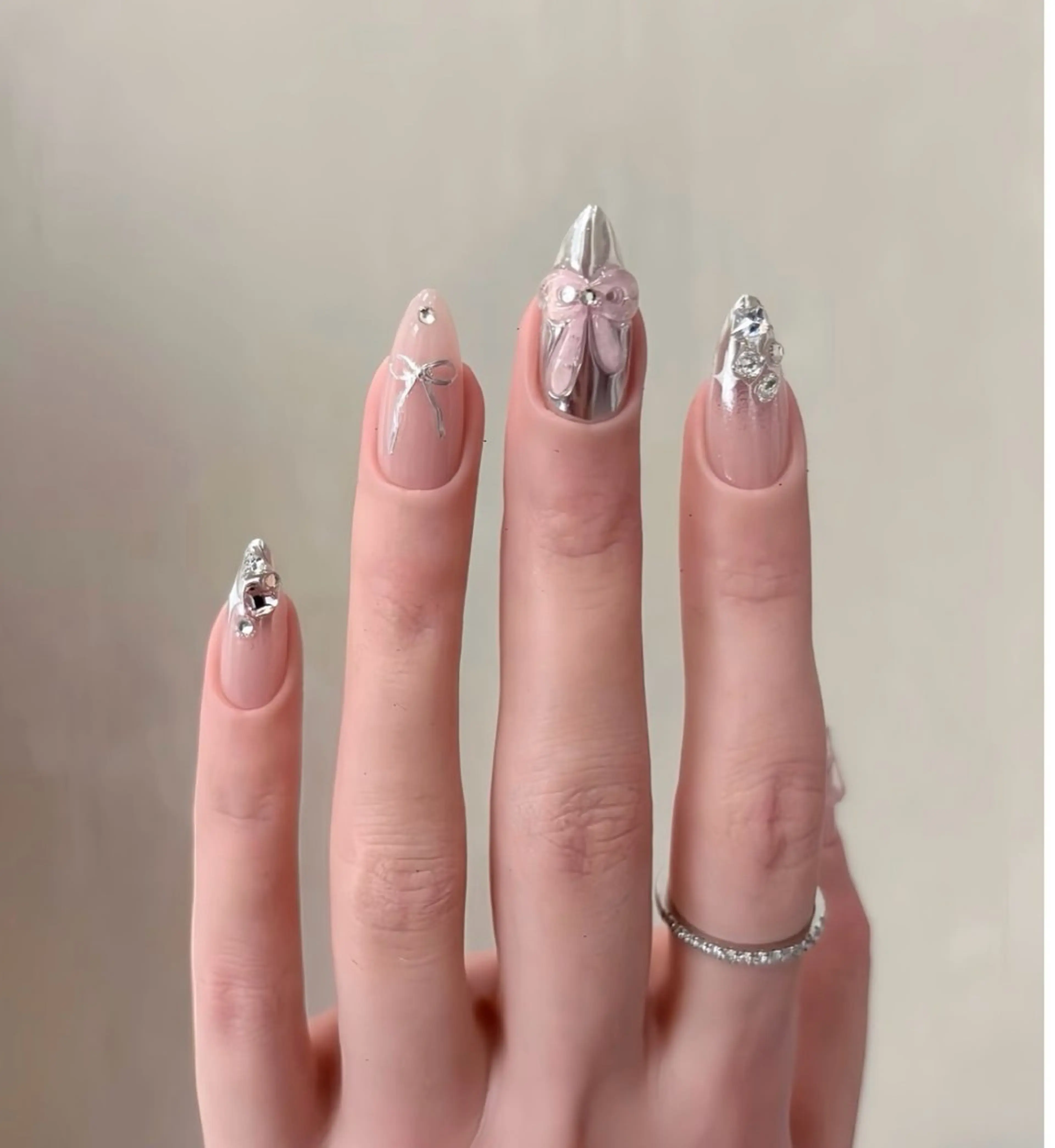 ネイル アートネイル フットネイル フレンチネイル ジェルネイル 韓国ネイル Kawaii Nail Salon所属・YURI NAIL NARITAのネイルデザイン