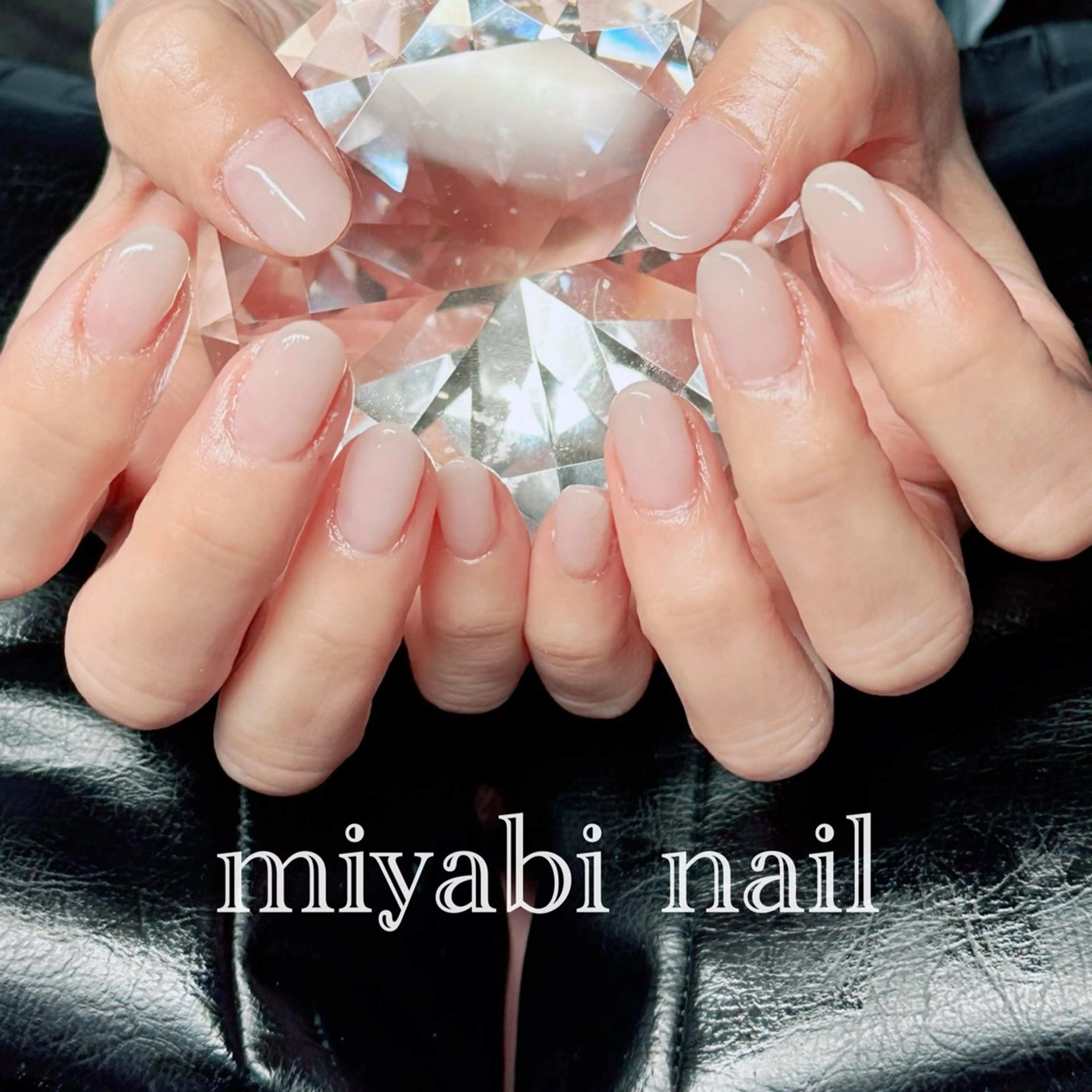 ネイル ジェルネイル 持ち込み オフィスネイル ホワイト ハンドネイル miyabi nail 桂川駅近くのネイルデザイン