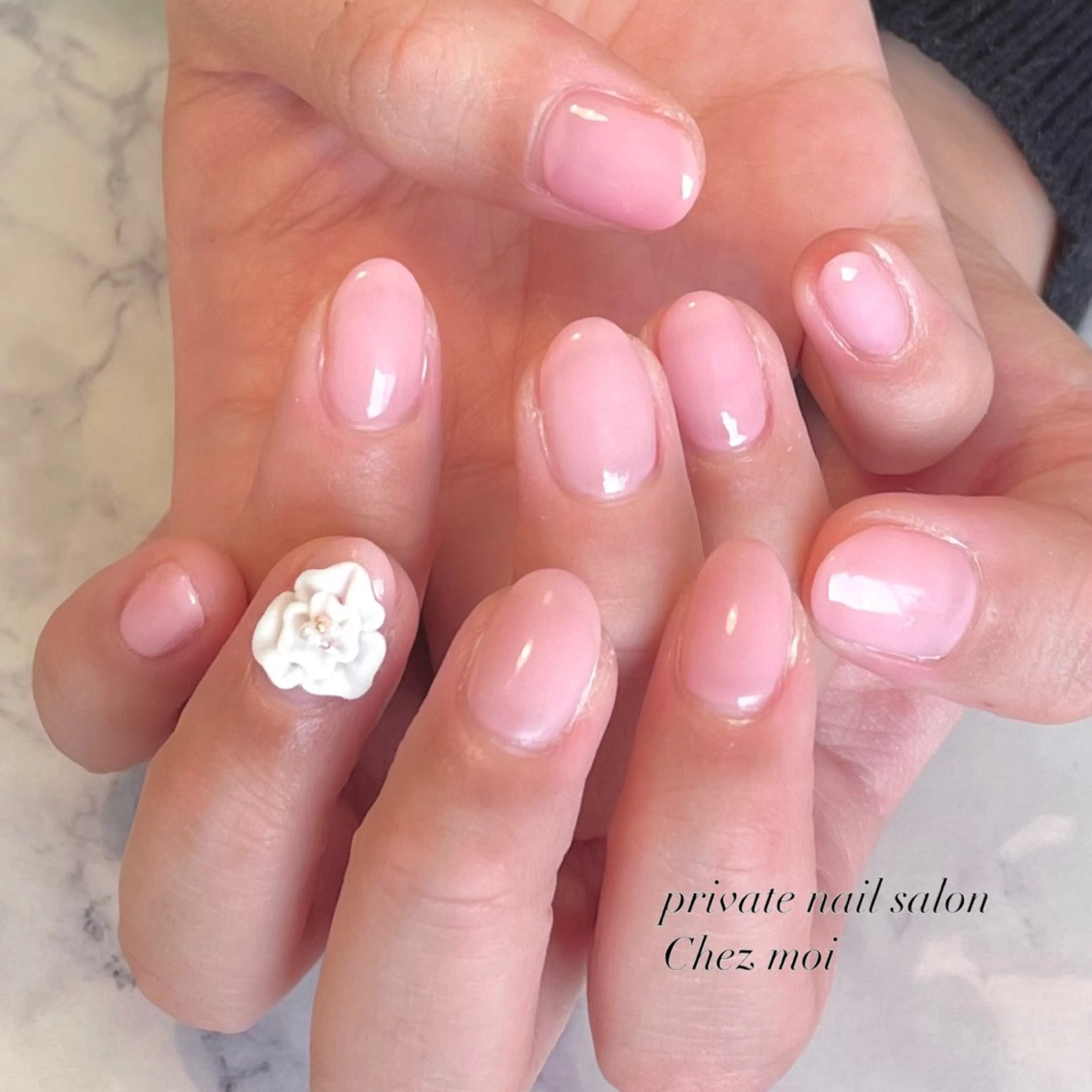 ネイル KOMINE TOMOKOのネイルデザイン