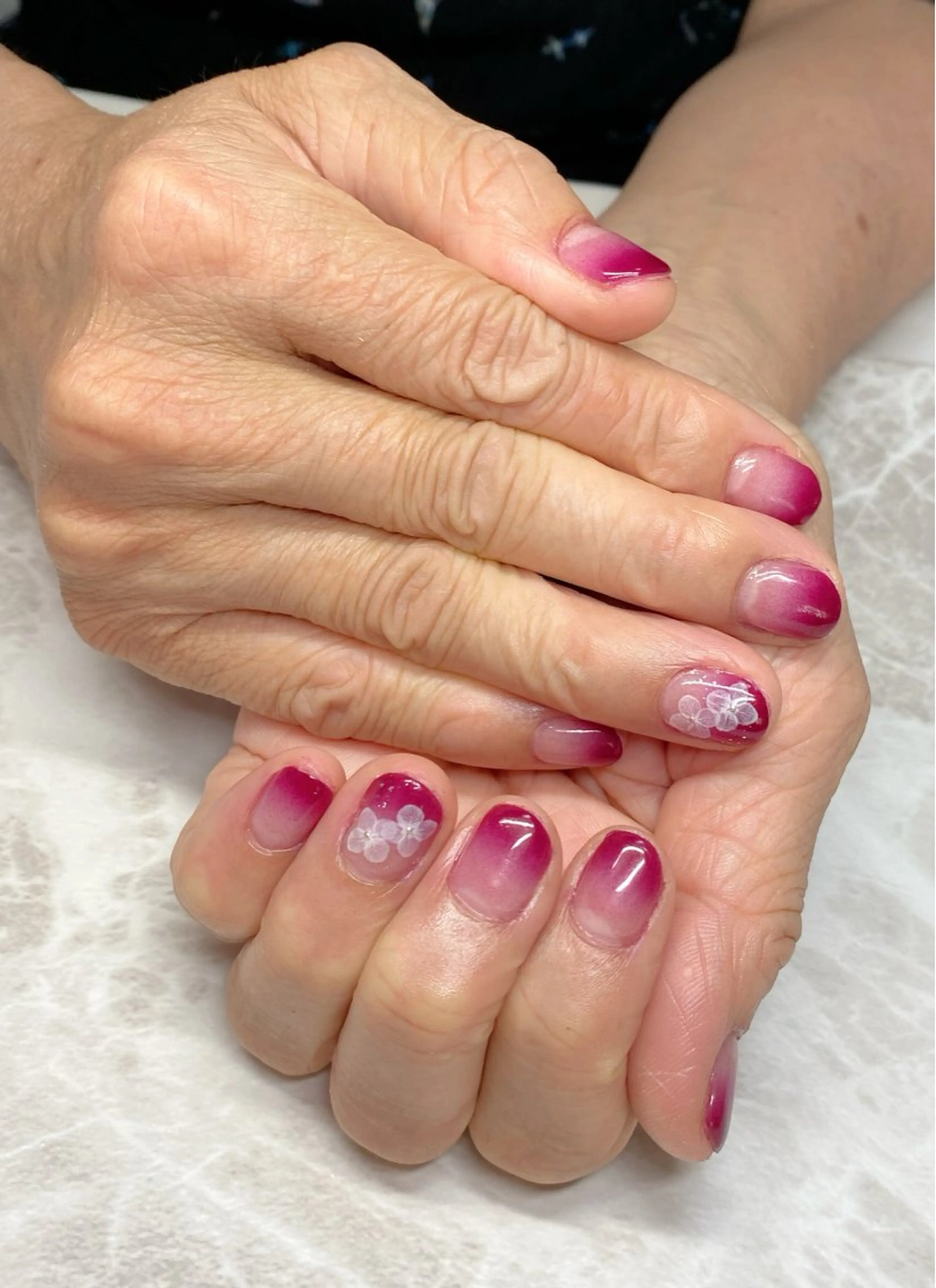 ネイル ハンドネイル ゆぴねいる所属・ゆぴねいる yupinailのネイルデザイン