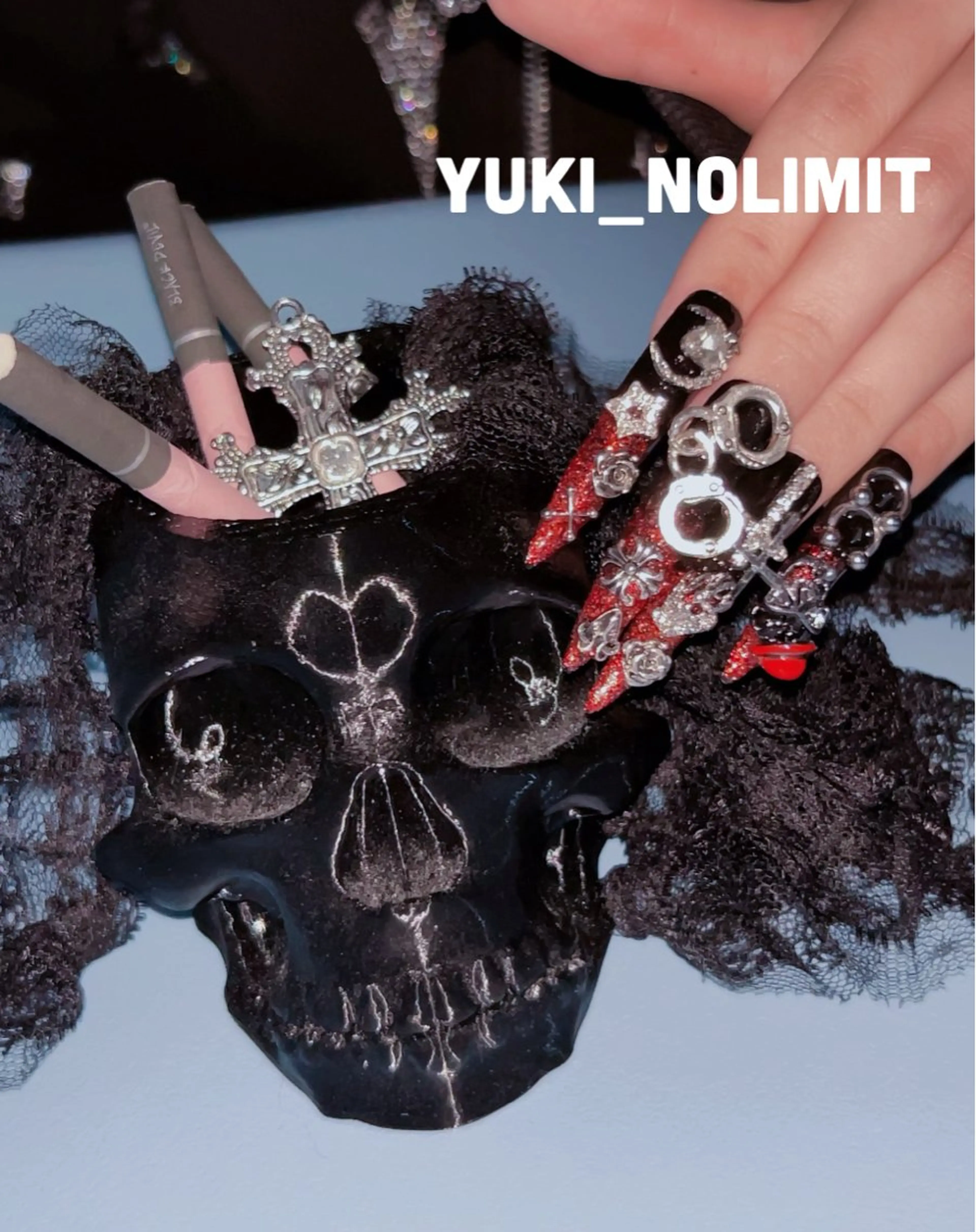 ネイル 赤色 NOLIMIT yukiのネイルデザイン