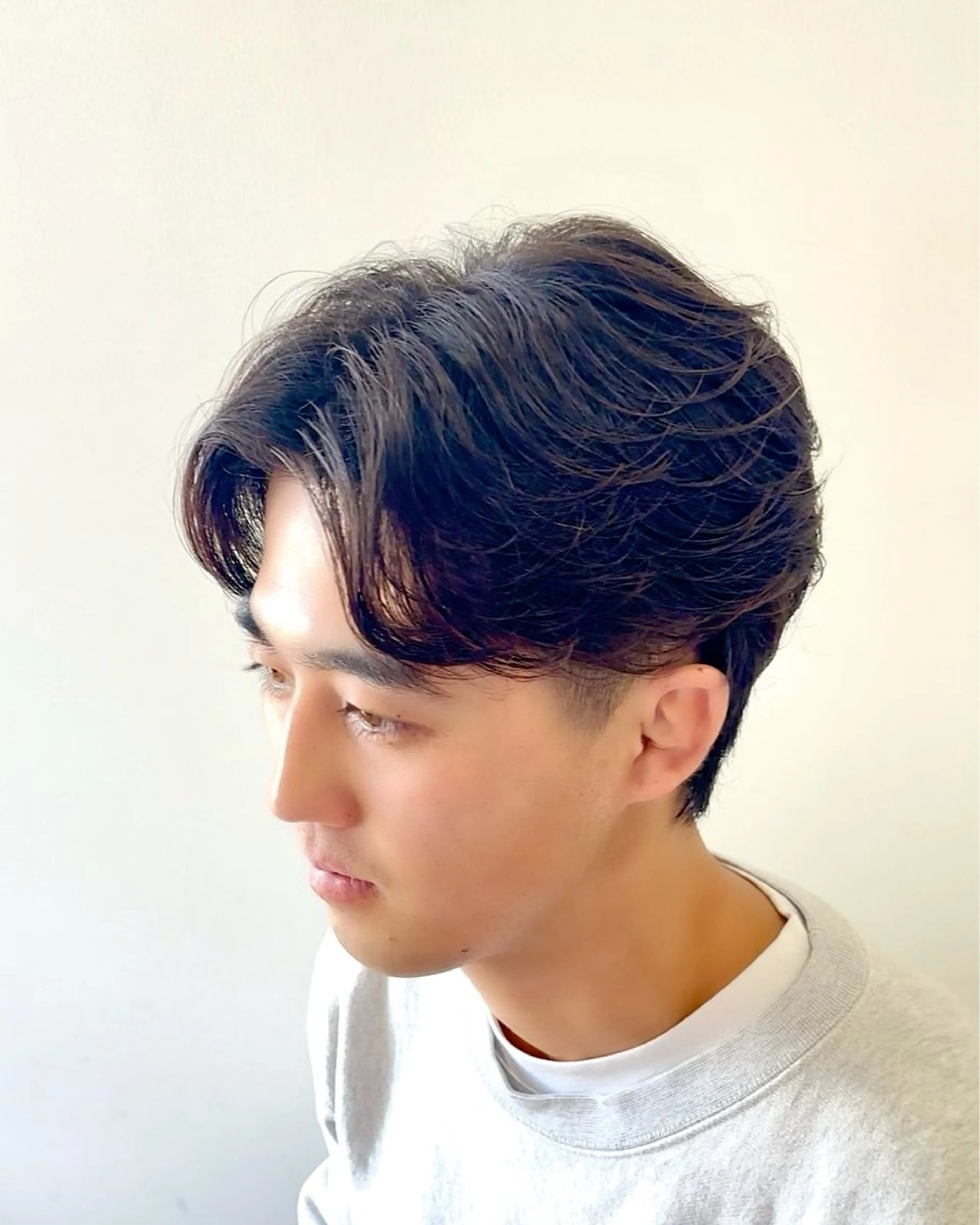 パーマ メンズ フェザーパーマ メンズパーマ カット パーマ 川地 由麿のヘアスタイル