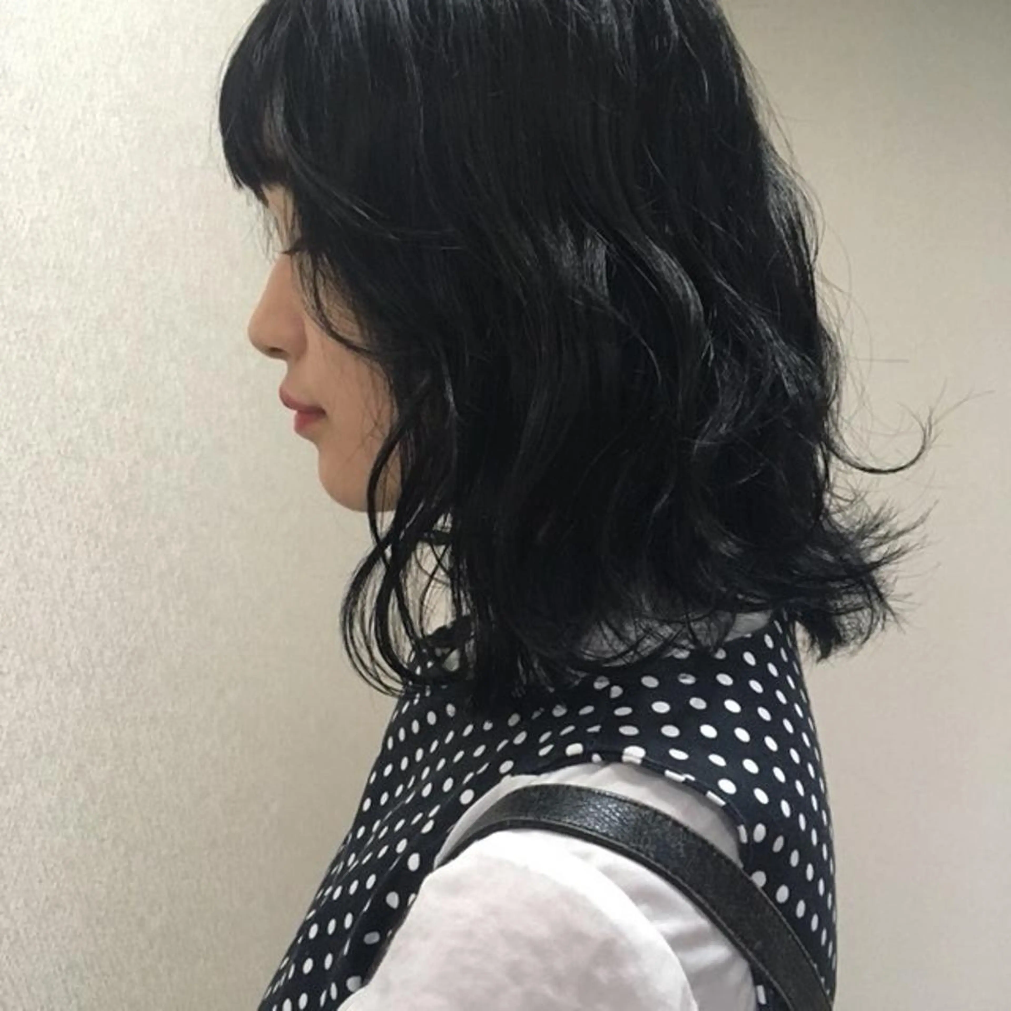 セミロング カラー 黒髪 ブルーカラー ブルーブラック a rikaのヘアスタイル