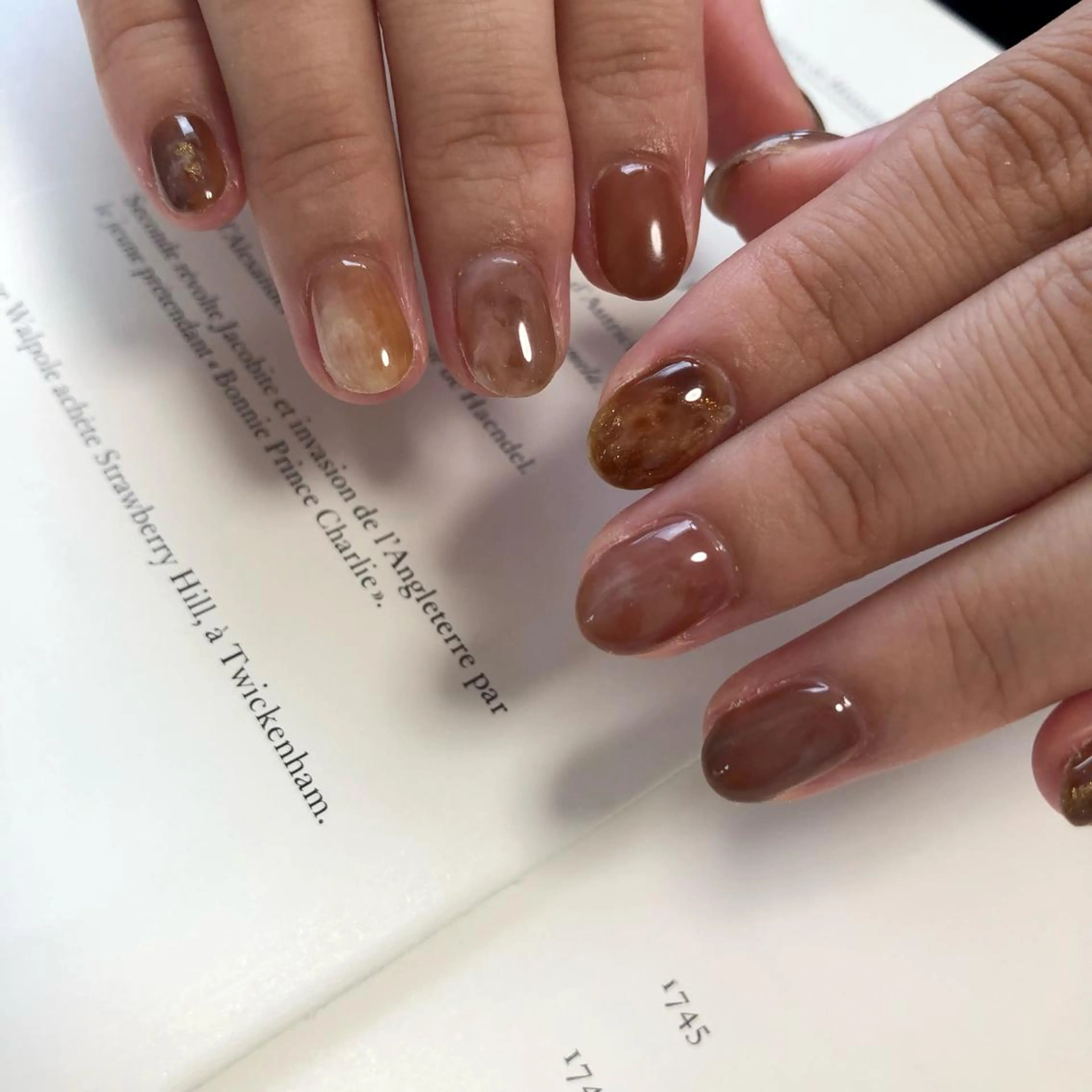 ネイル 黒葛原 めぐみのネイルデザイン