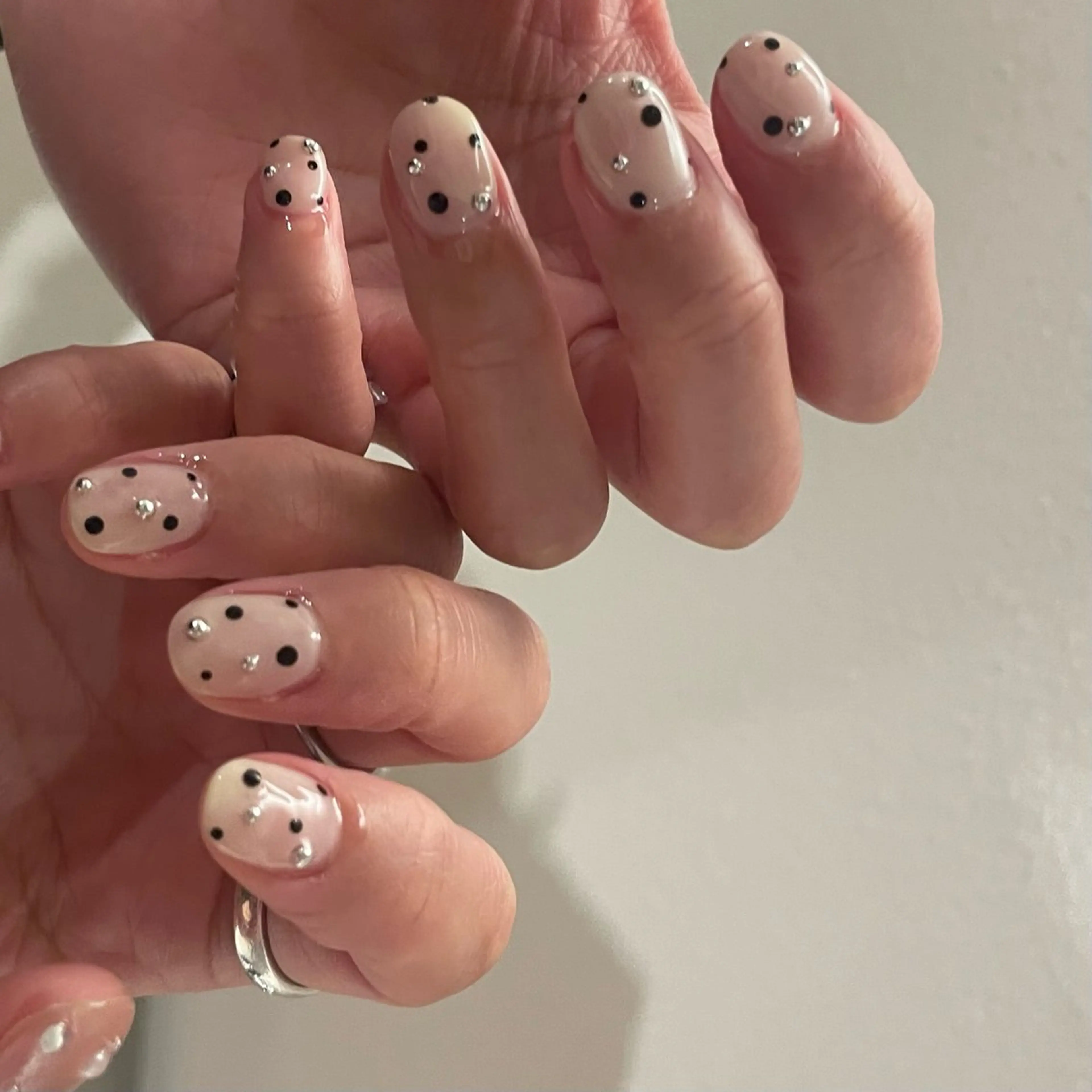 ネイル ハンドネイル SALON VILLAGE AOYAMA 2nd.所属・NAKAMURA HARUKAのネイルデザイン