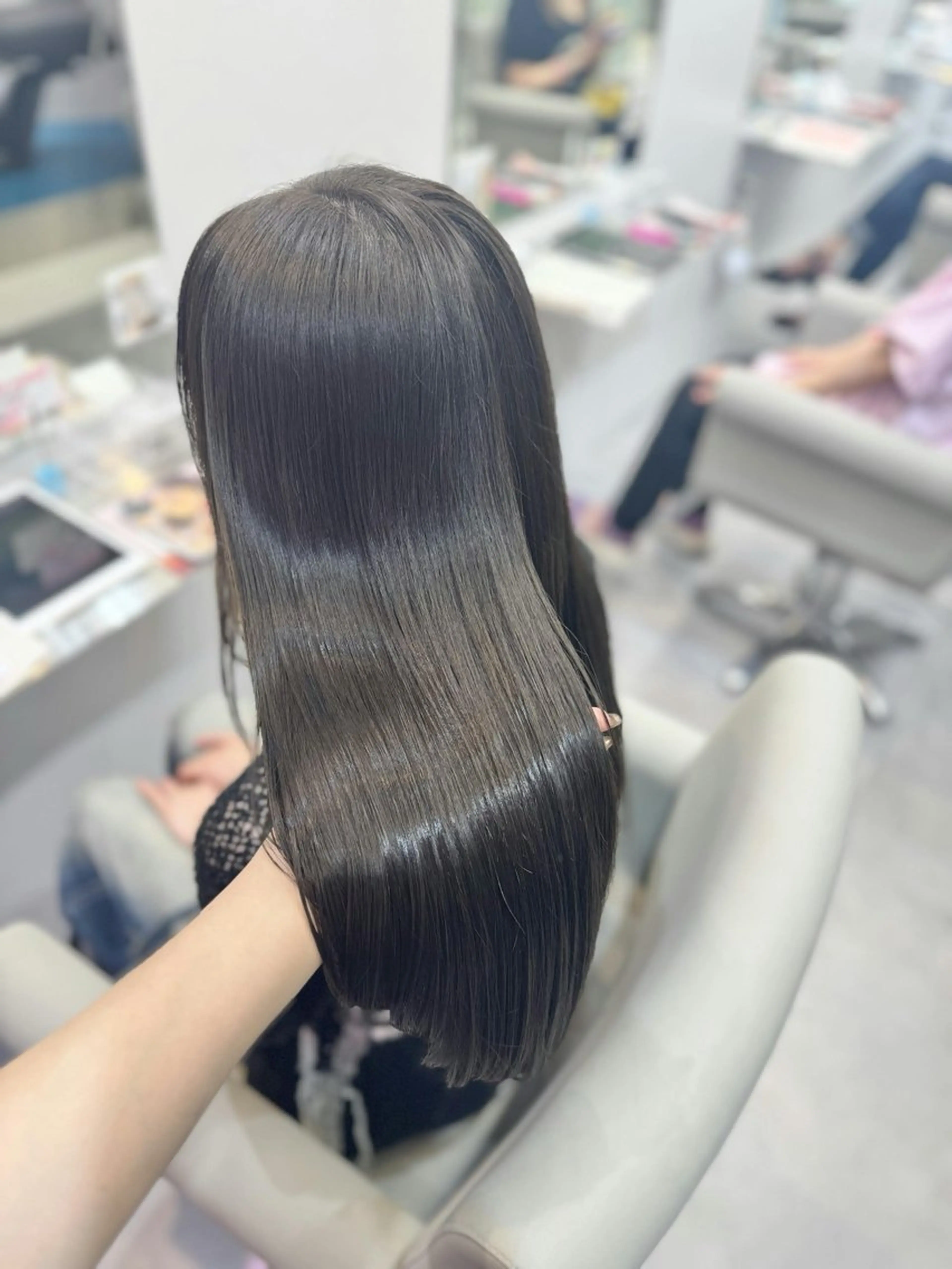 カラー ヘアカラー ☁️Rino☁️ ／モテブリーチカラーのヘアスタイル