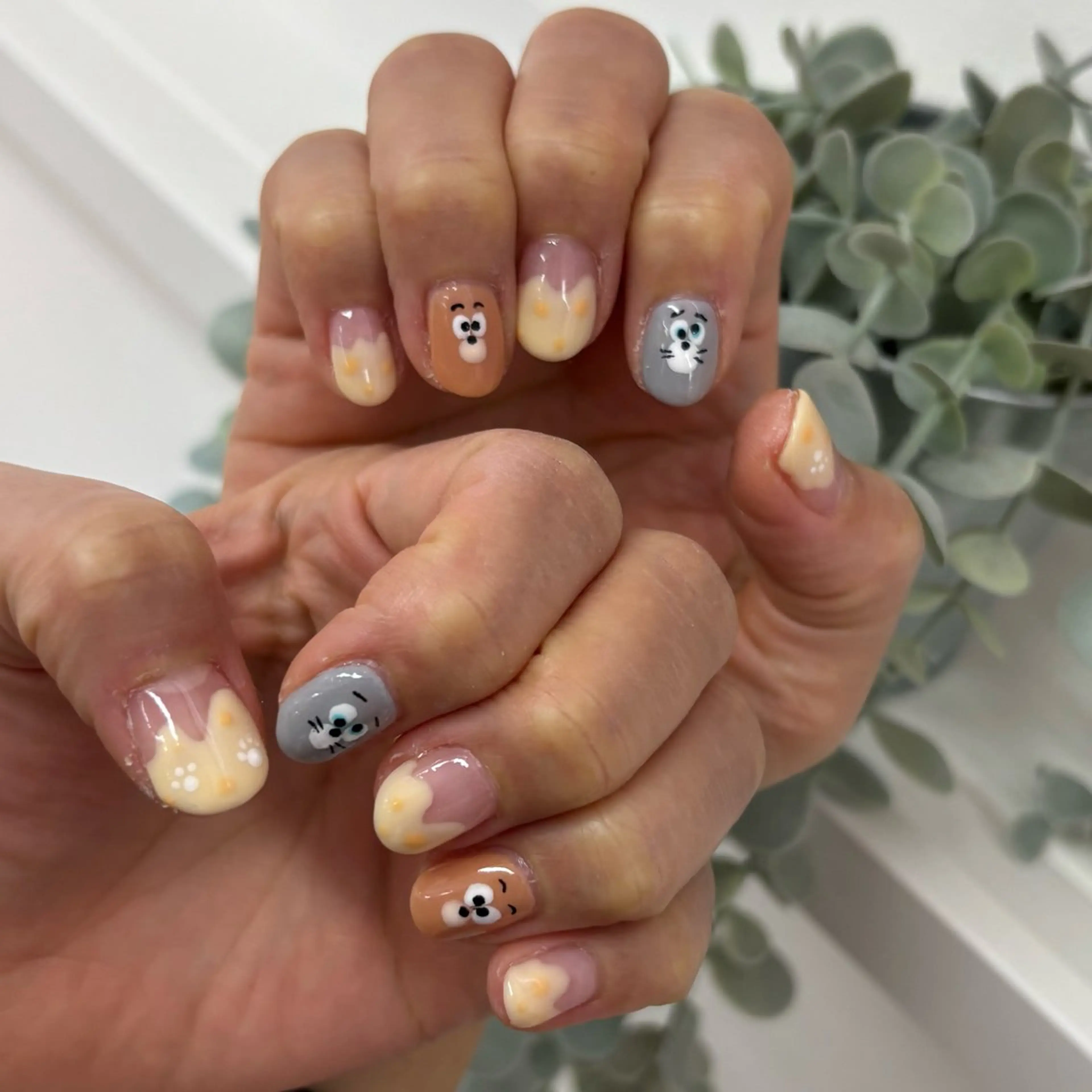 ネイル ハンドネイル リリーズネイル 伊藤のネイルデザイン