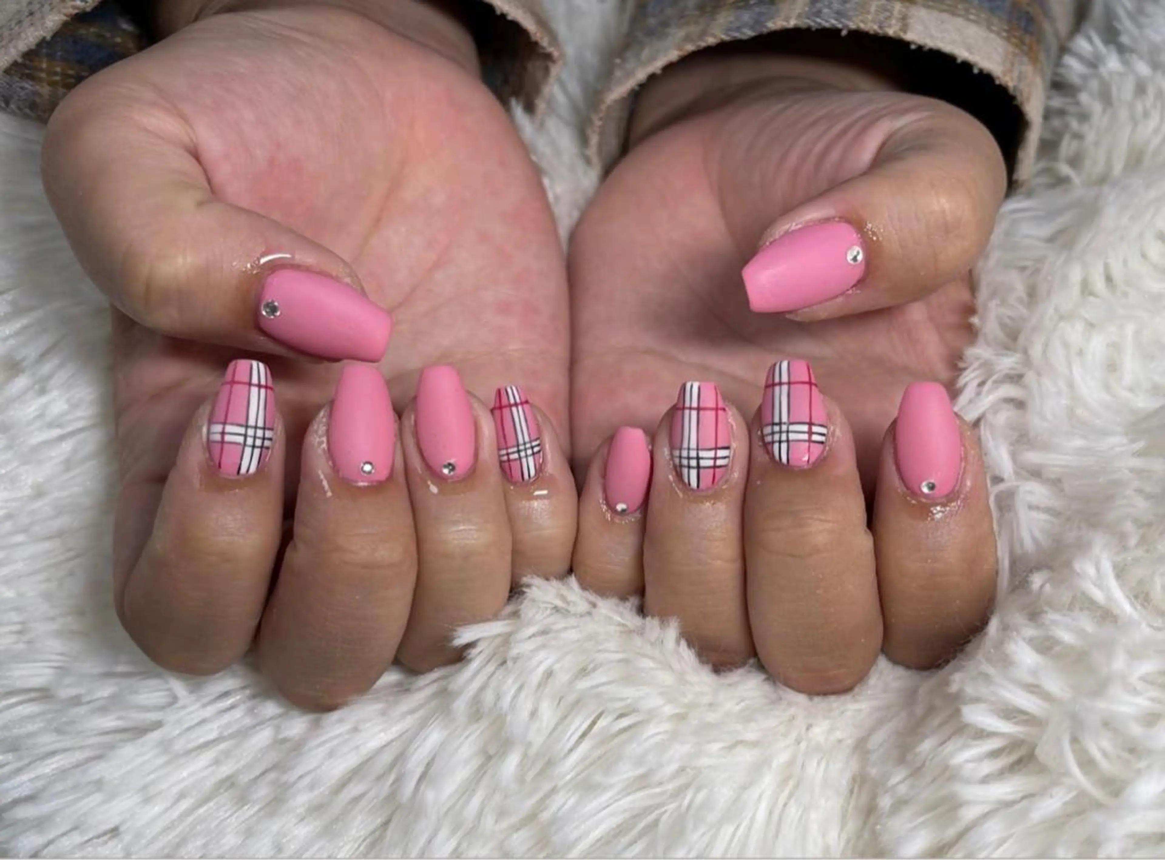 ネイル ハンドネイル R’s nailのエステ・リラクイメージ