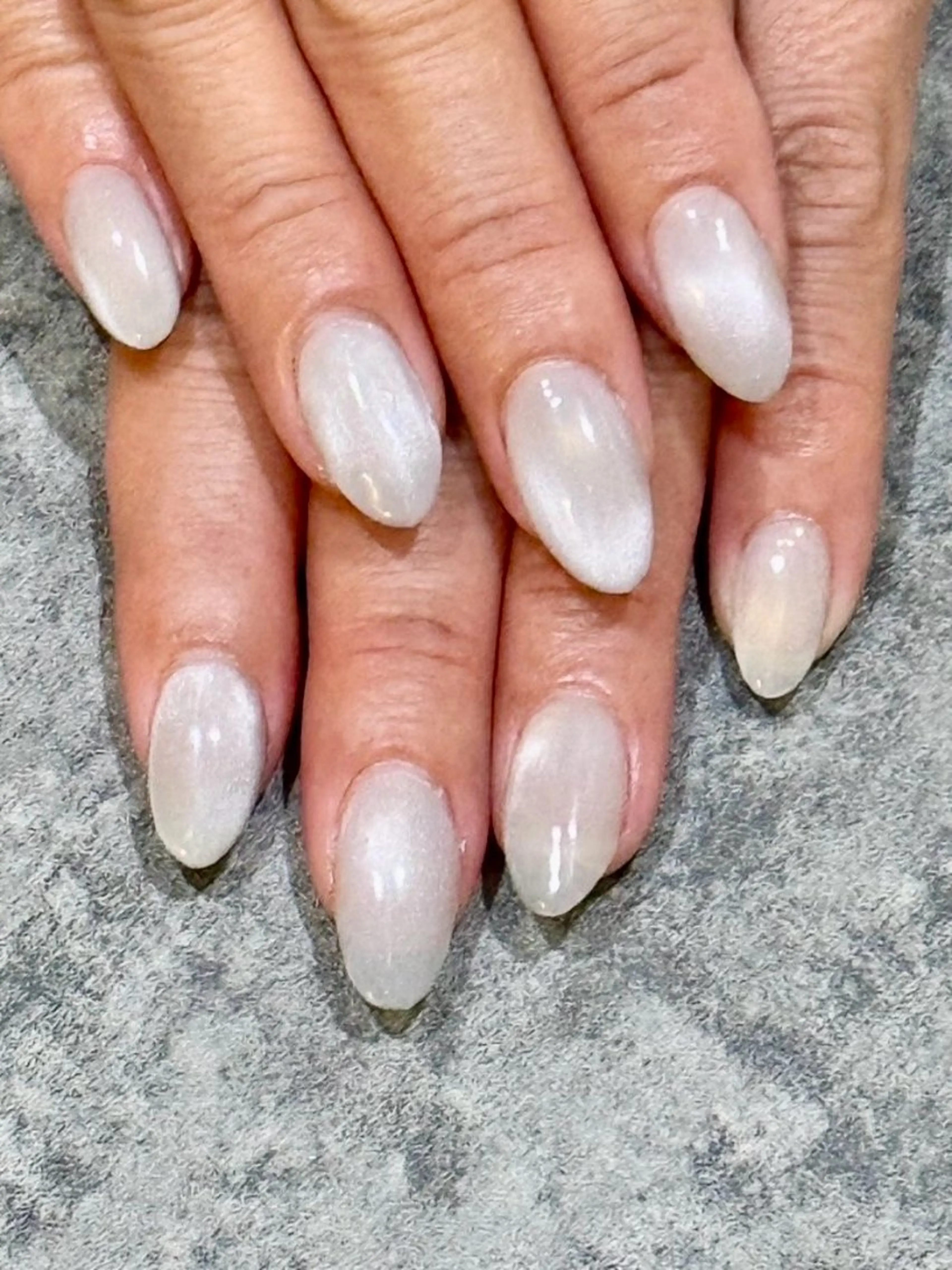 ネイル マグネットネイル ハンドネイル スターネイル千葉駅店所属・土田　春菜 スターネイル千葉駅店のネイルデザイン