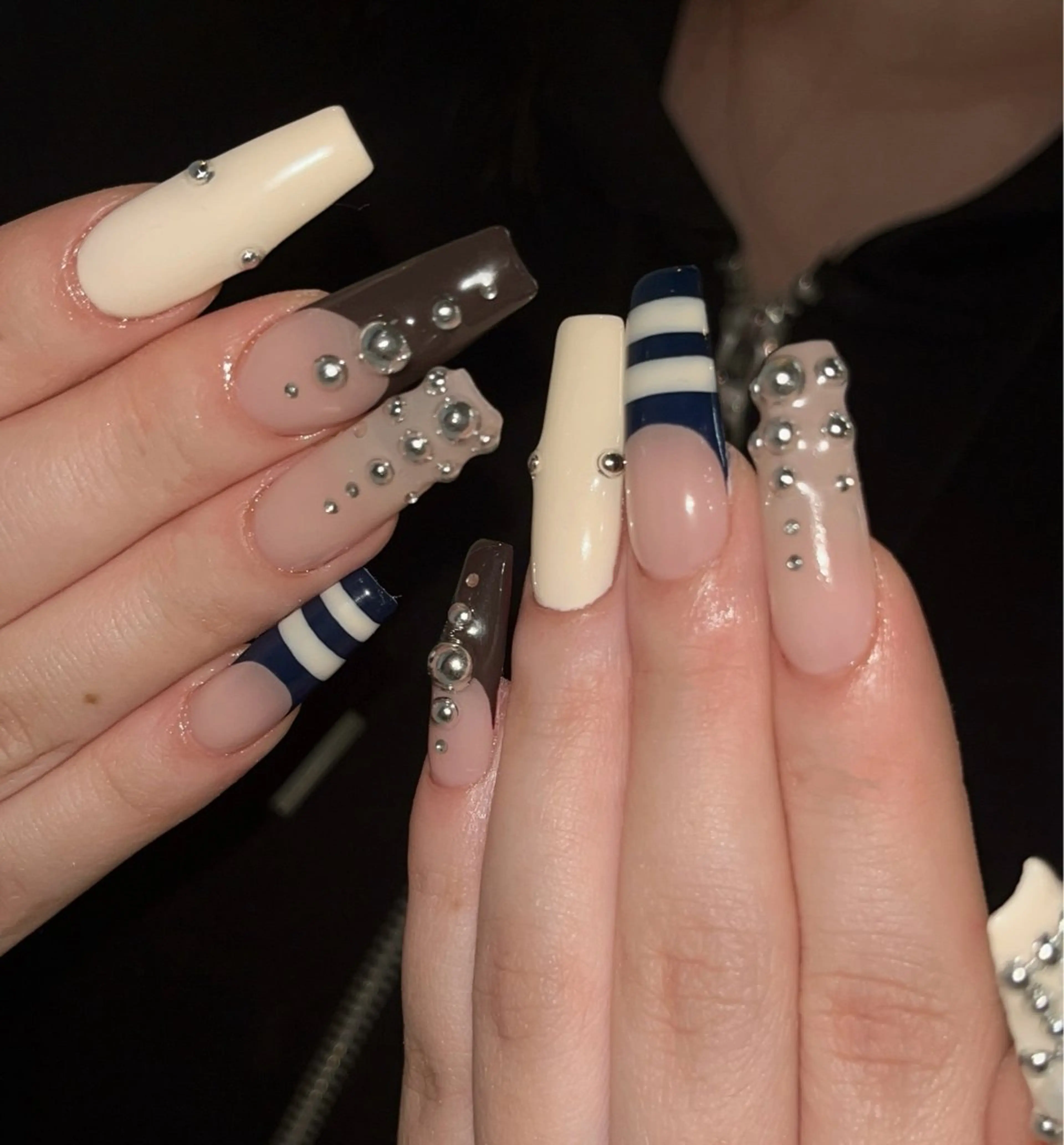 ネイル ハンドネイル SoLuna 【ソルナ】のネイルデザイン