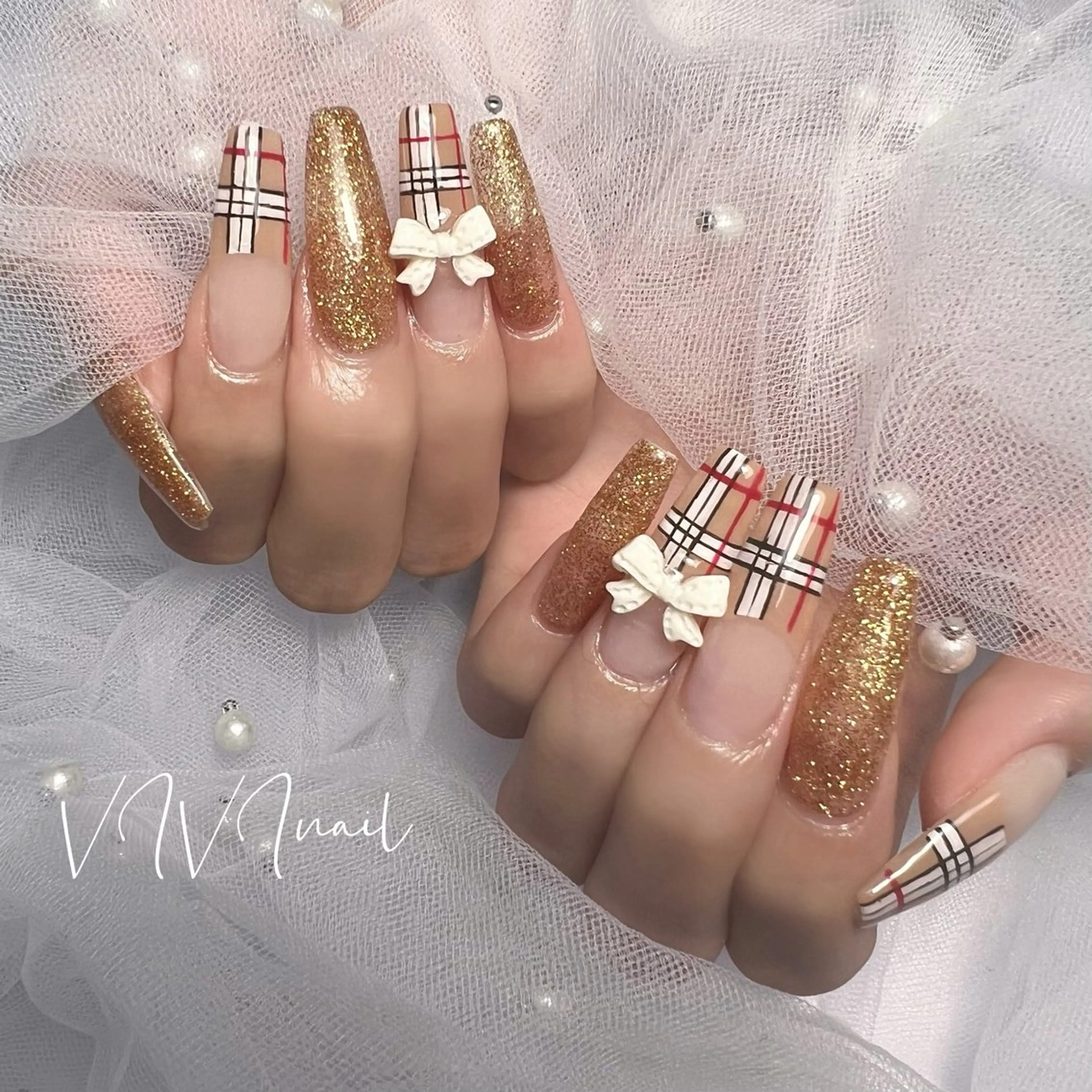 ネイル フレンチネイル ロングネイル ハンドネイル vivi nailのネイルデザイン