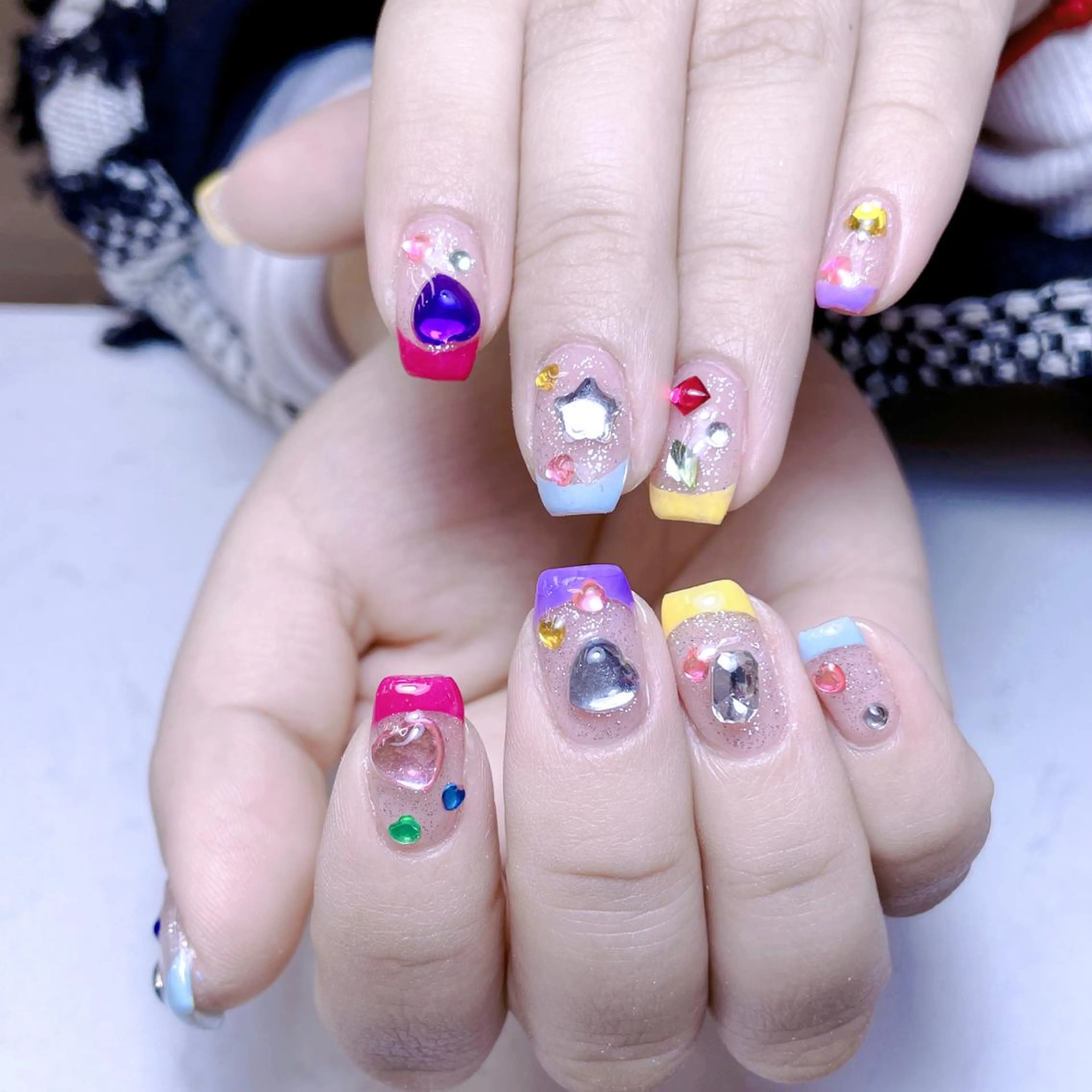 ネイル ハート 韓国ネイル 夏ネイル ワンホンネイル ハンドネイル Melody Nail所属・Melody  3D/スカルプ専門店のネイルデザイン