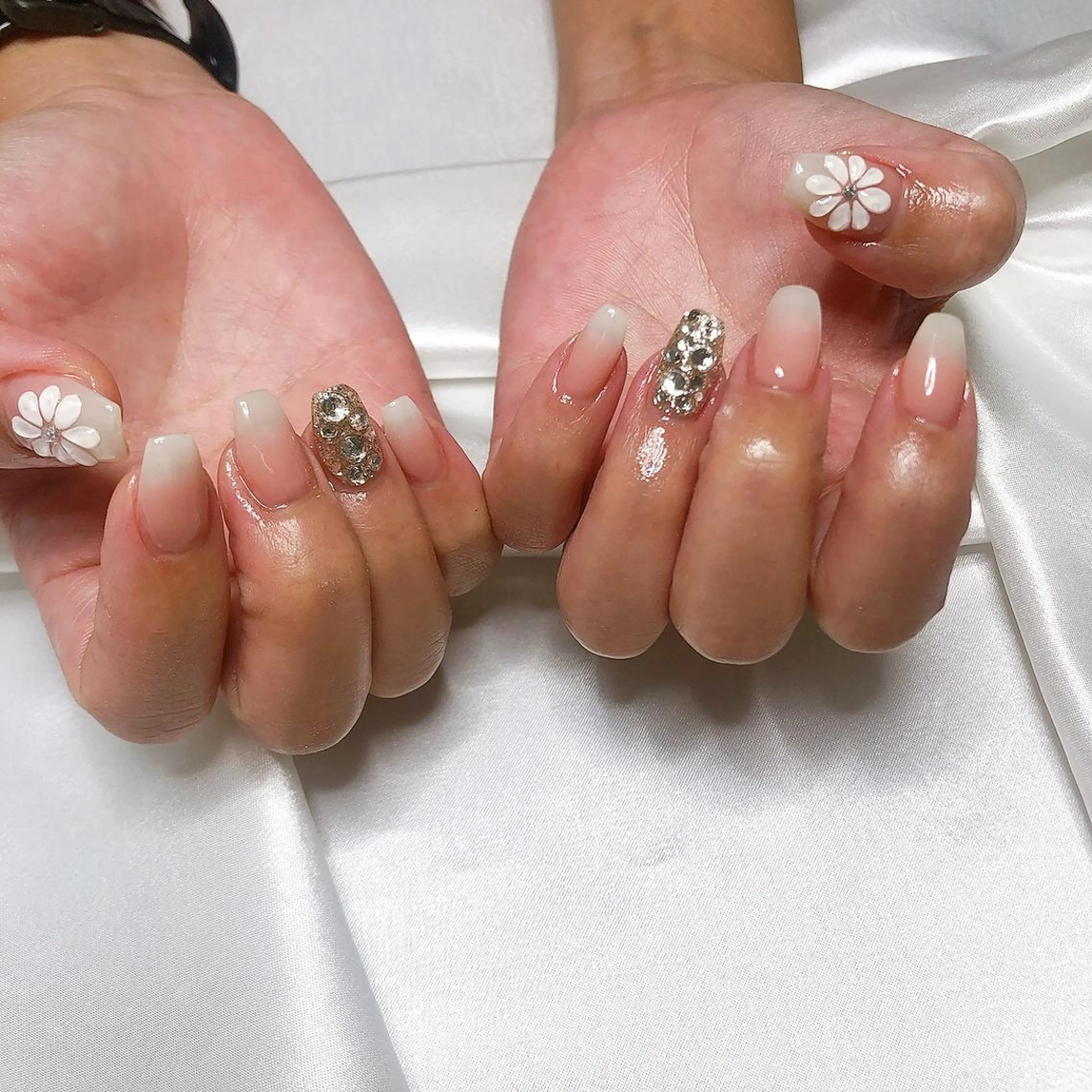 ネイル ハンドネイル KaPílína nail salonのネイルデザイン