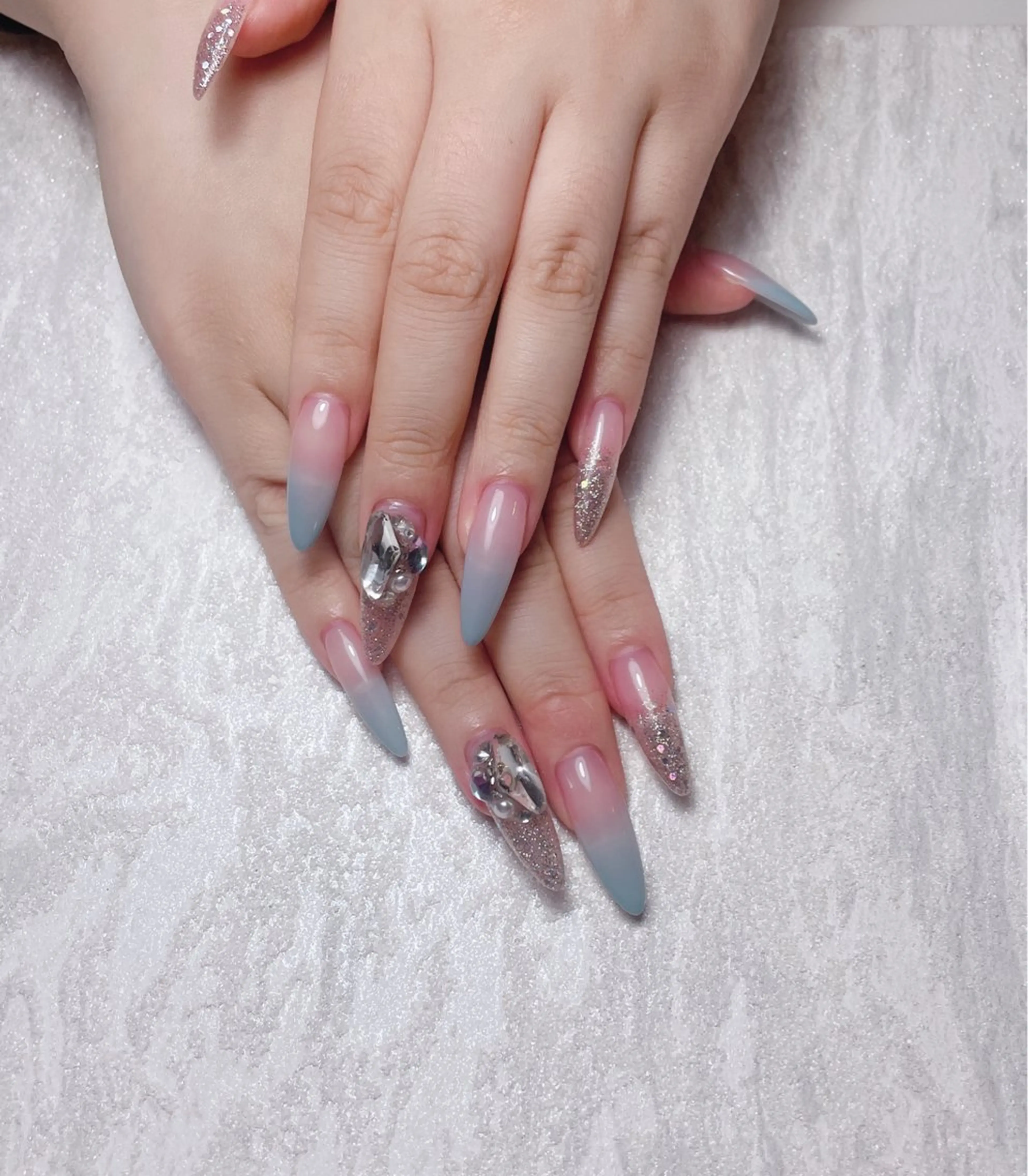 ネイル uuネイルサロン所属・uu ネイルサロン関内🌼のネイルデザイン