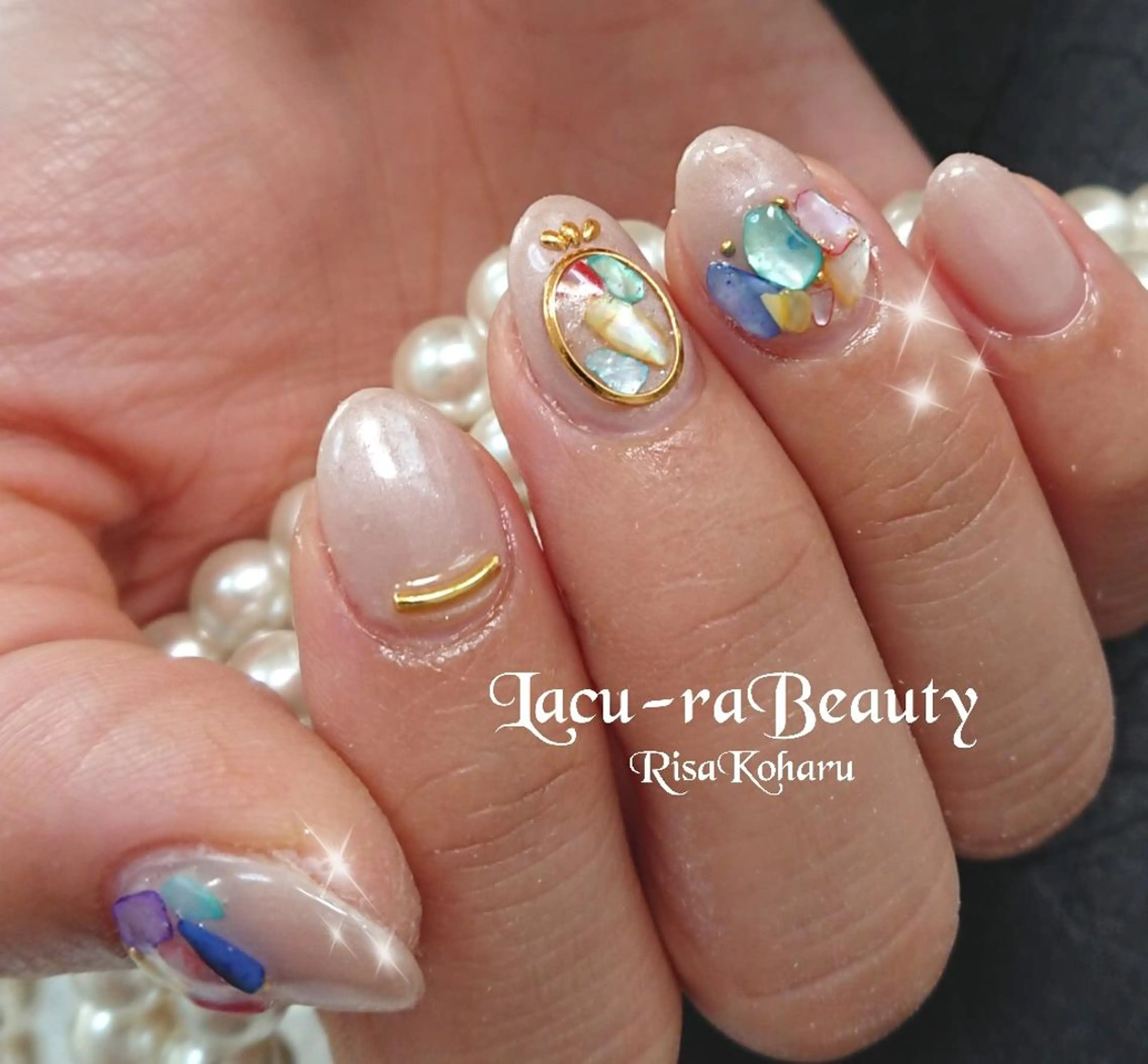 ネイル 小顔と腸の専門店 ラクーラビューティのエステ・リラクイメージ