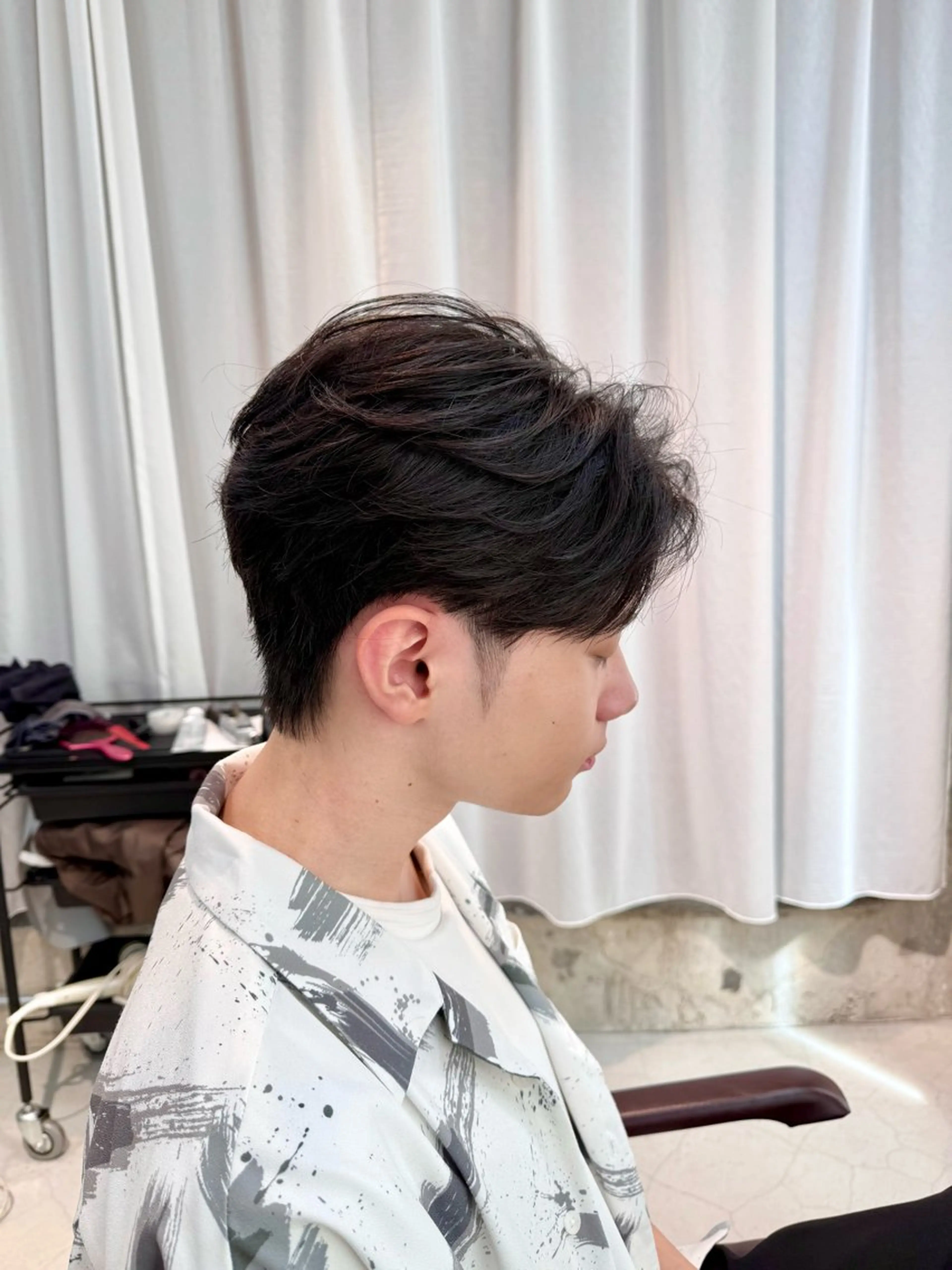 メンズ カット メンズカット&メンズ眉毛サロンDRAWER池袋店所属・メンズカット動画 格好良くします佐藤のヘアスタイル