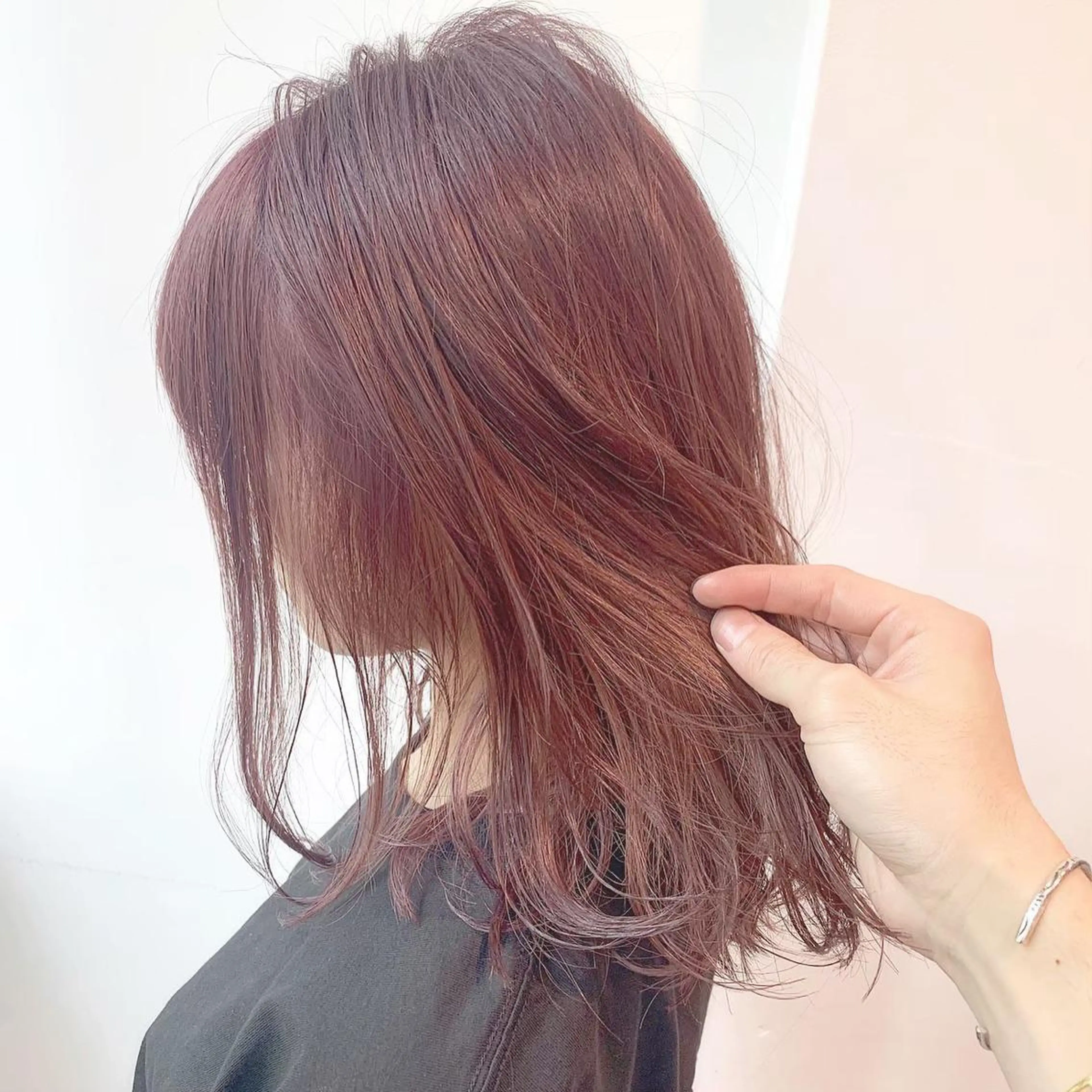 ミディアム 💛大人可愛い 🧡TAICHIROのヘアスタイル