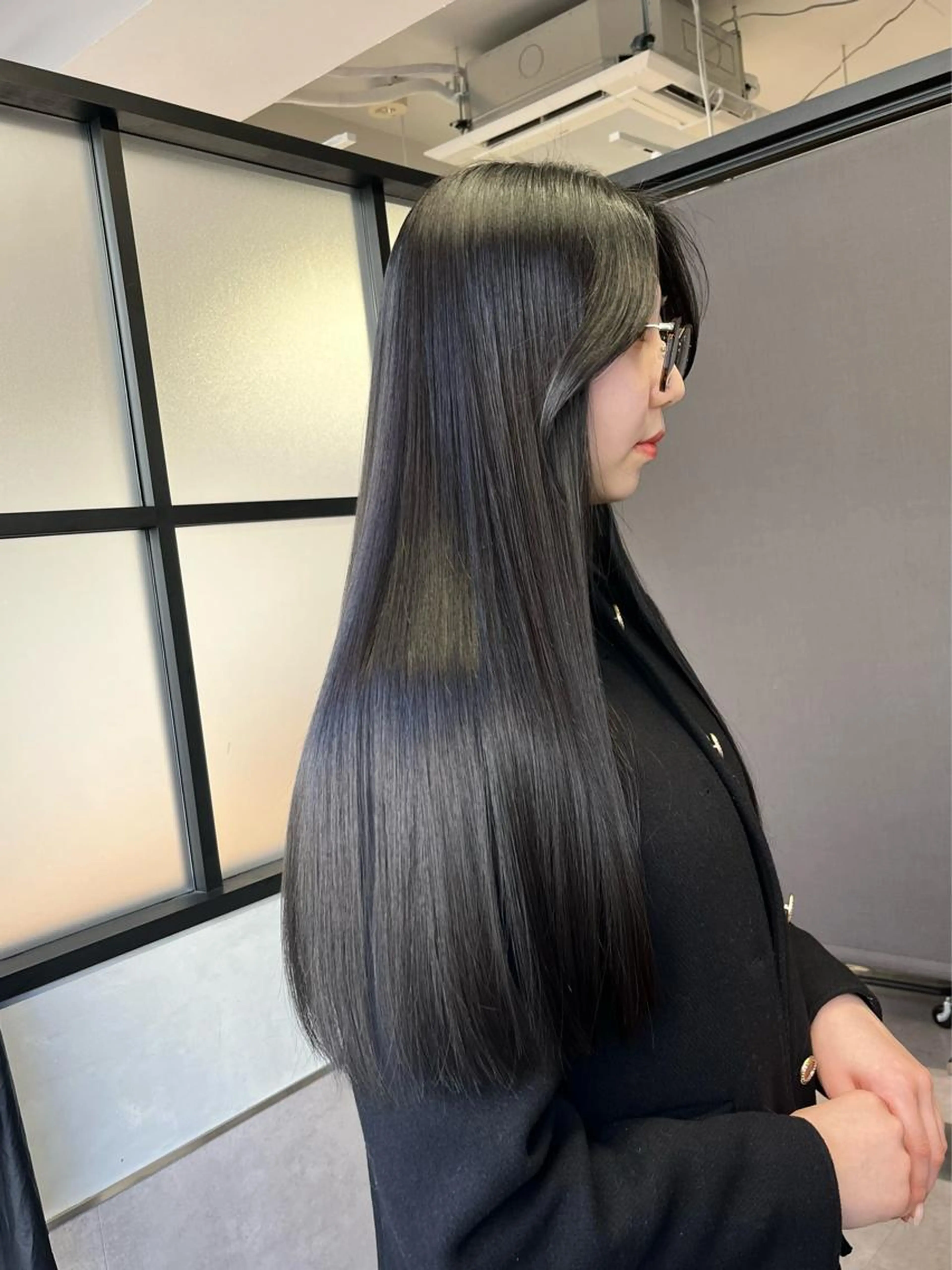 インスタ撮影用ブリーチ縮毛矯正モデルの写真