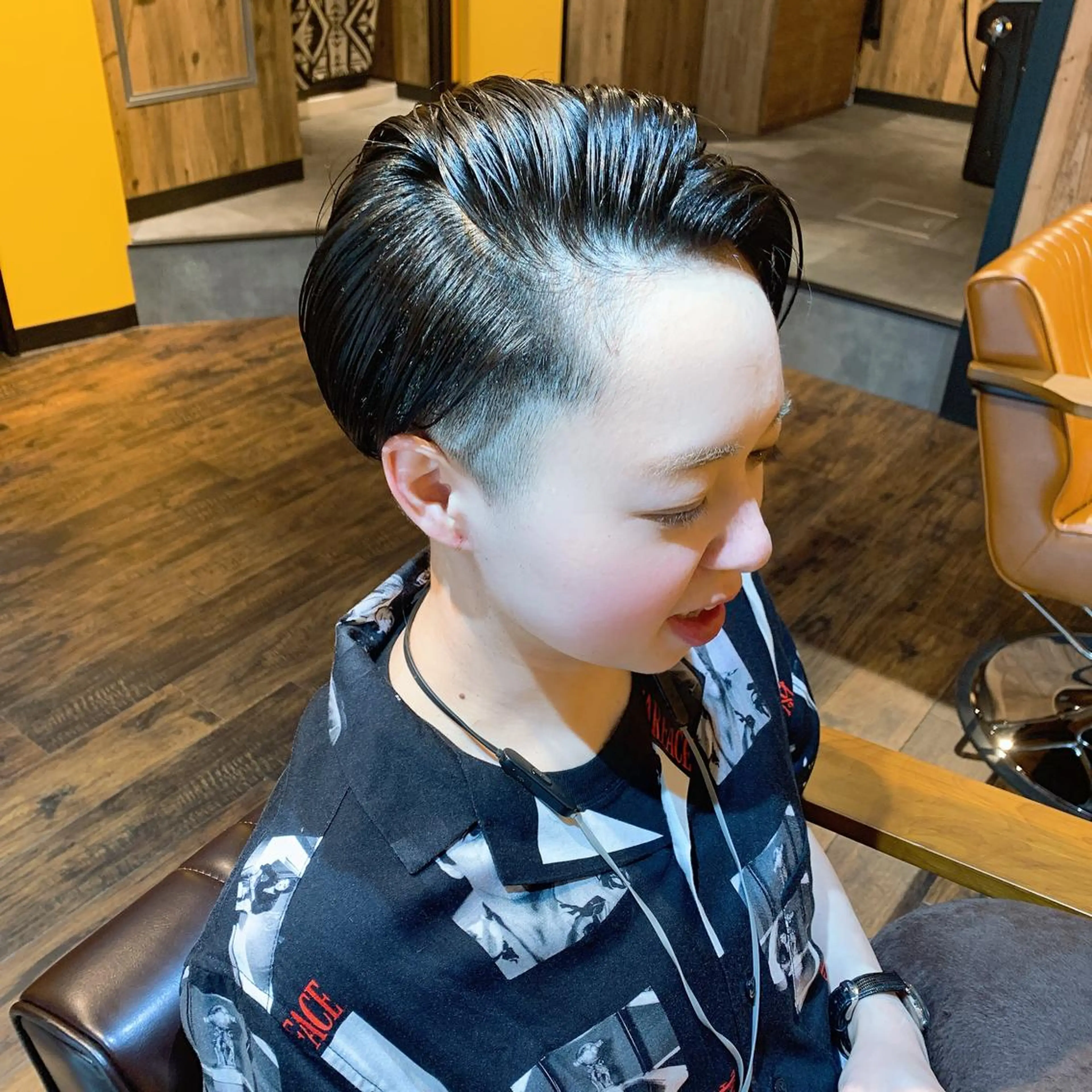 ショート Drei.B.(ドライヴ)所属・ヨシダ アズサのヘアスタイル