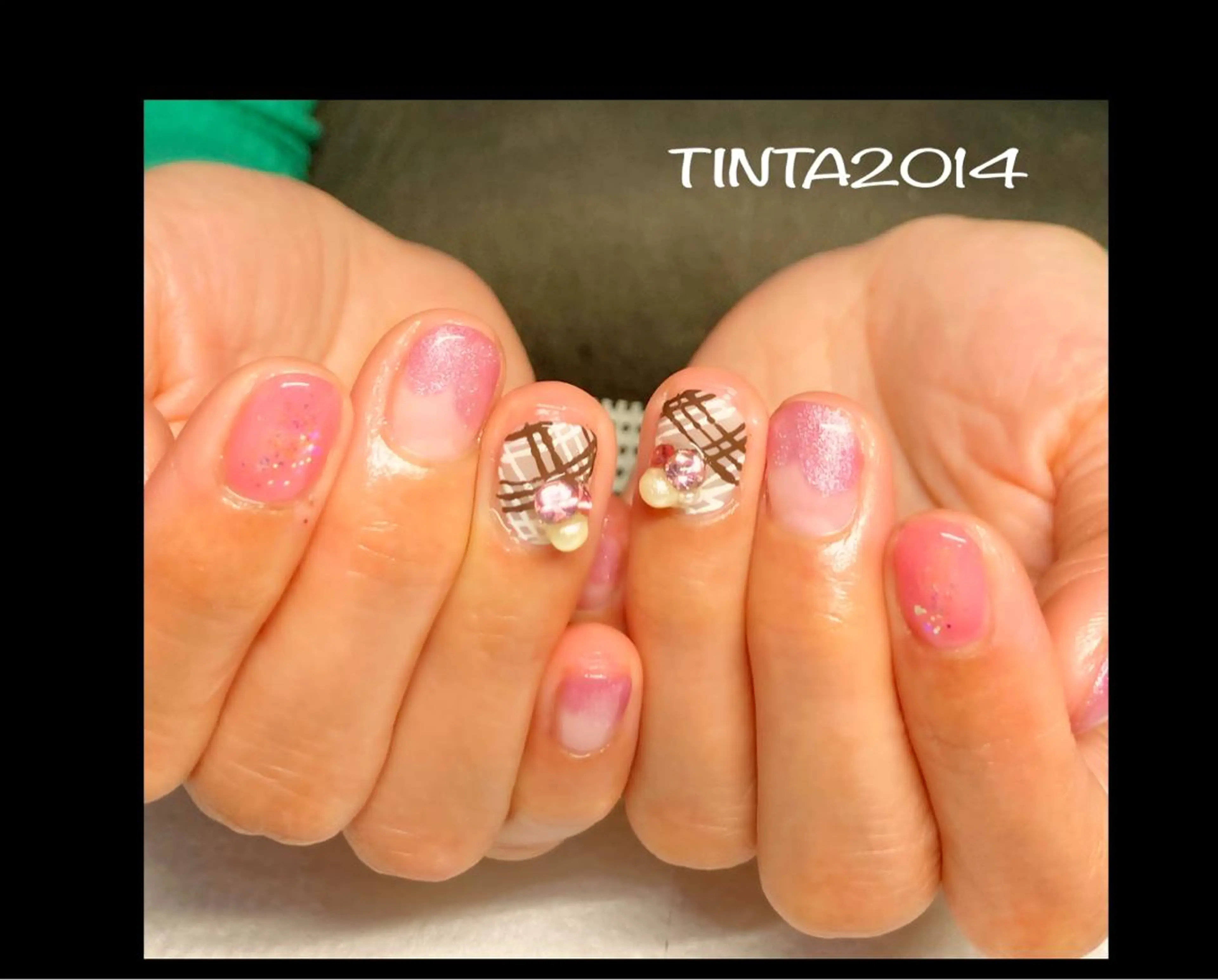 ネイル フレンチネイル ハート ハンドネイル ネイルサロン ティンタ所属・馬場 典子のネイルデザイン