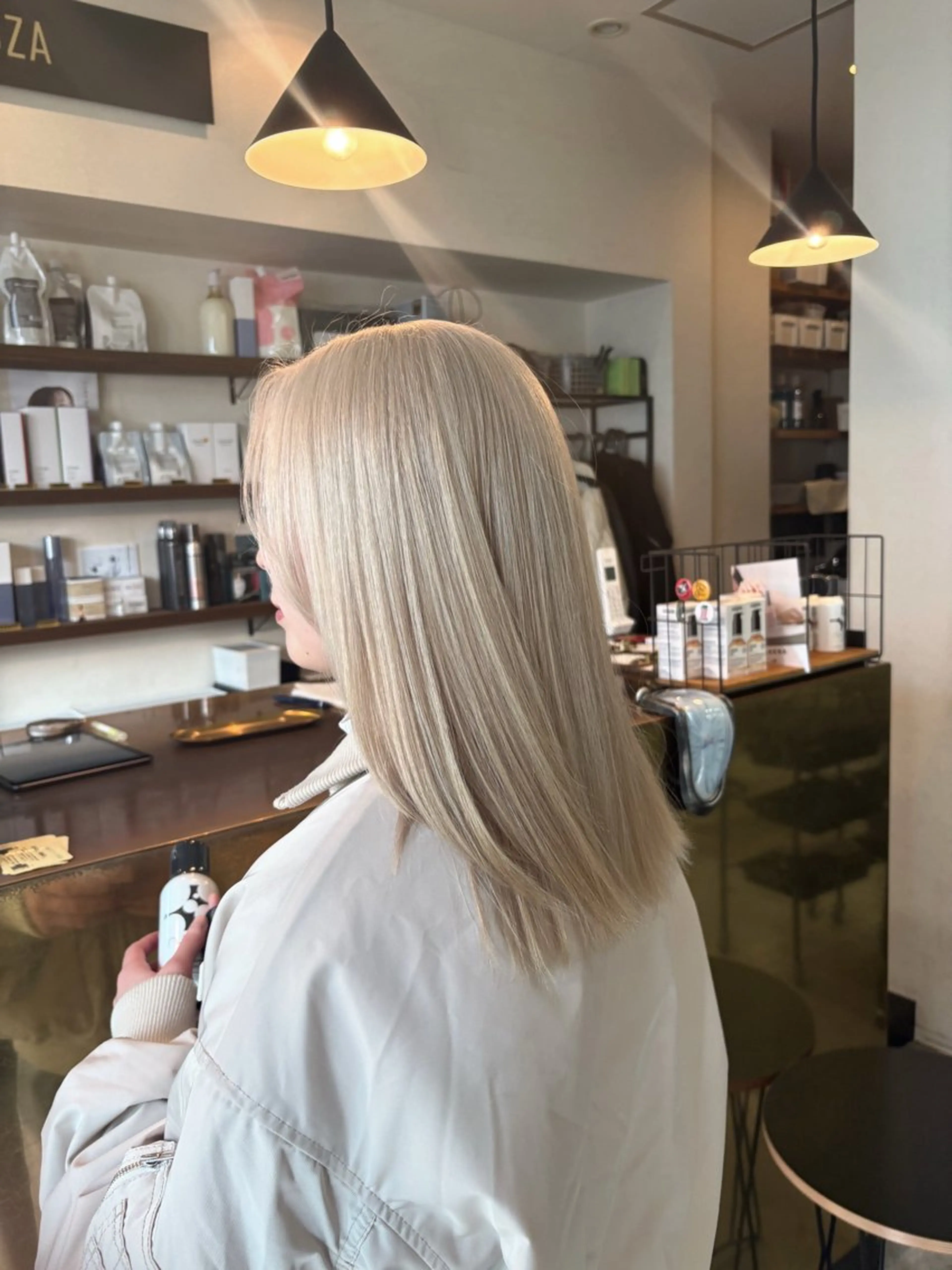 ロング カラー カット ヘアカラー アンダルーサ ヘア デザイン所属・みやもと こゆきのヘアスタイル