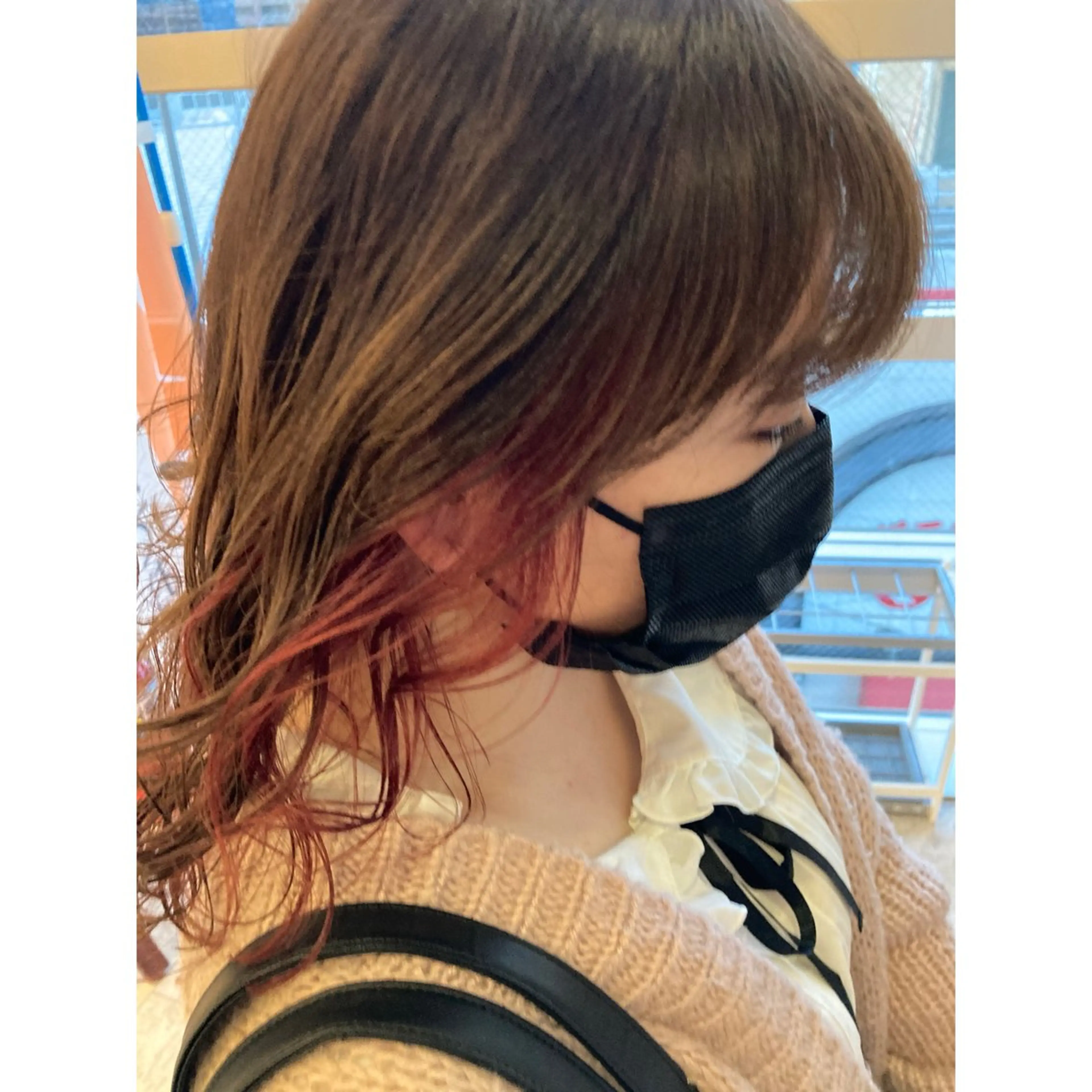 セミロング カラー インナーカラー ヘアカラー 岩崎 裕司のヘアスタイル