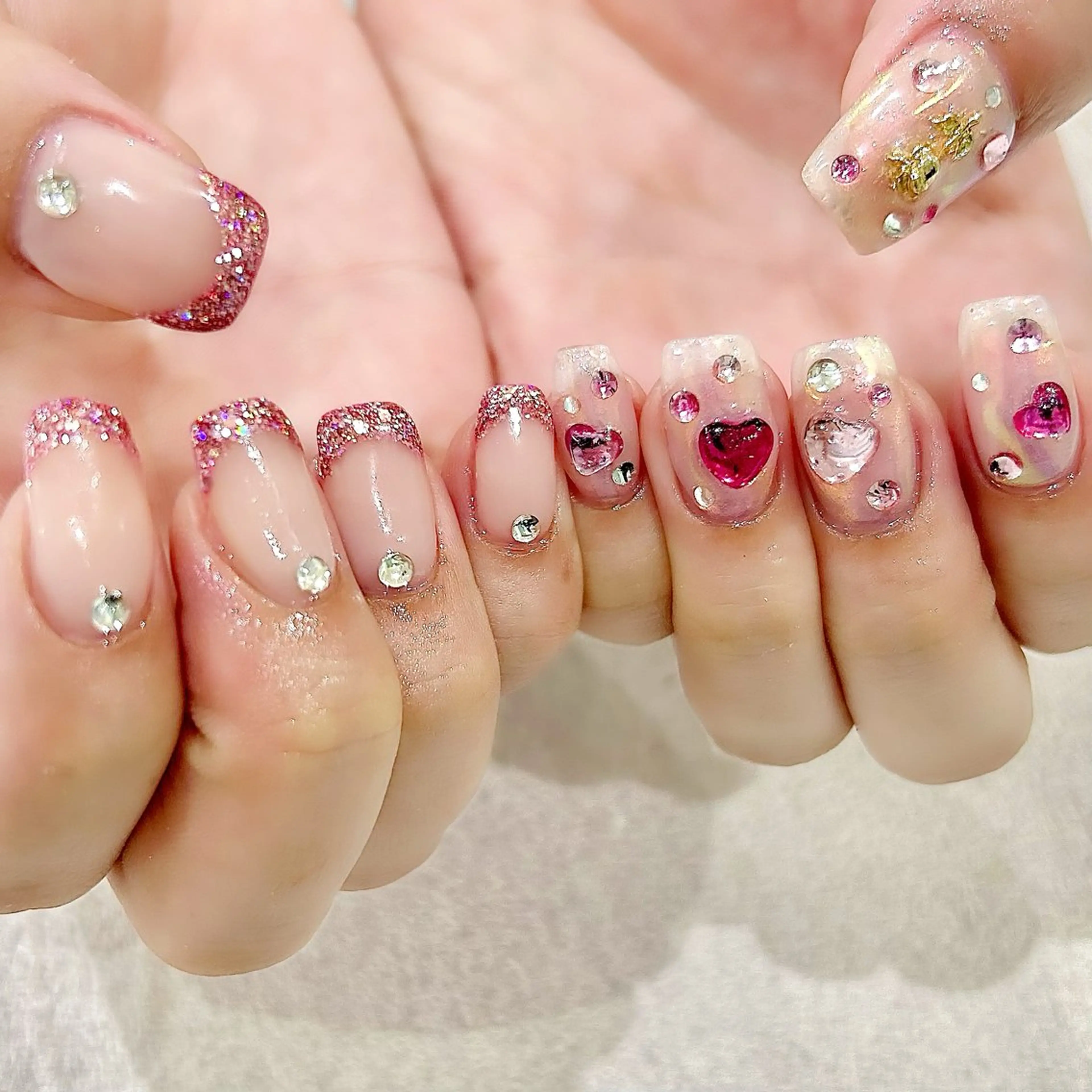 ネイル ストーンネイル ハンドネイル muum_nail 新宿2分 三丁目1分のネイルデザイン