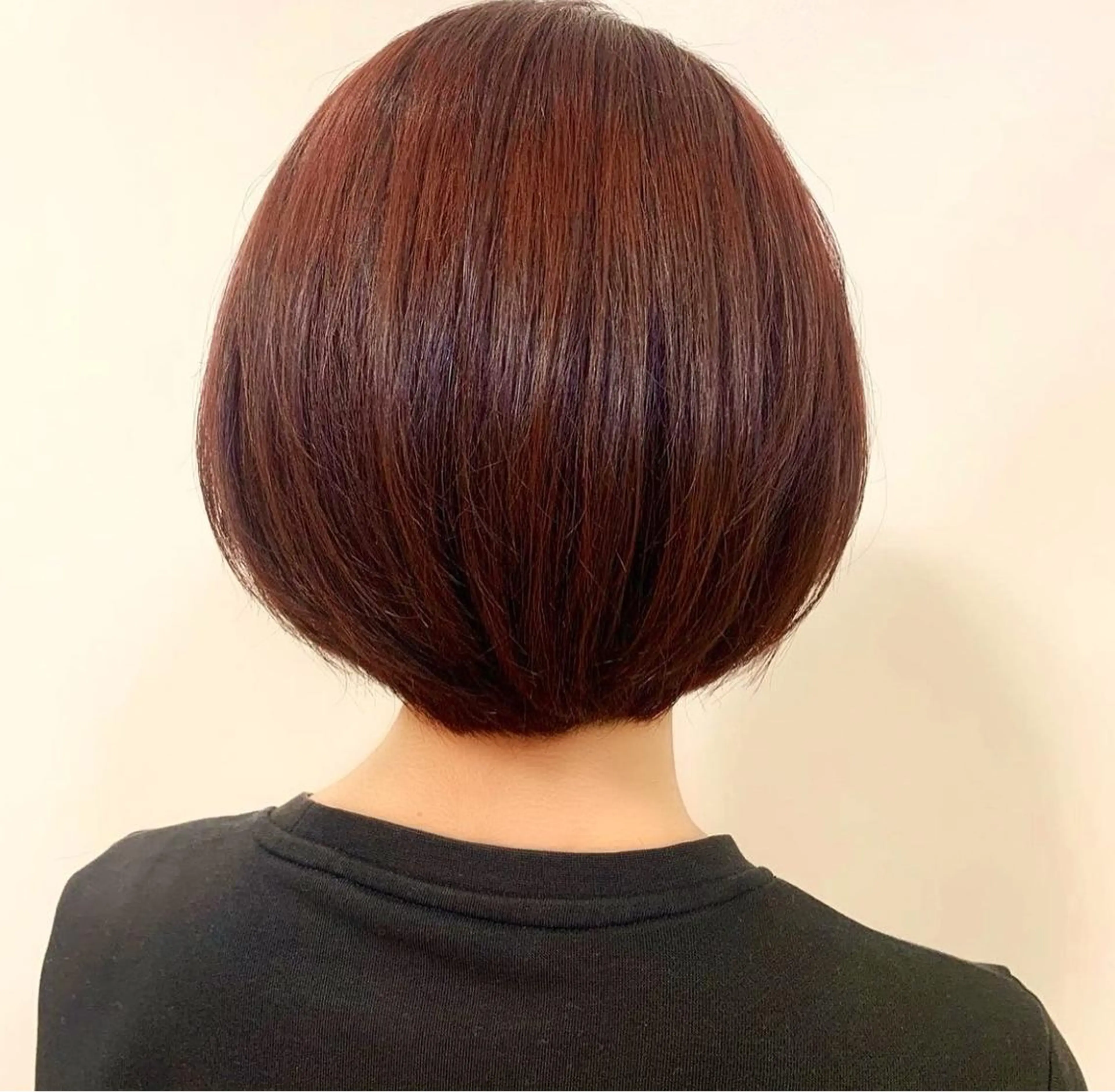 ショート ボブ 井村 拓未のヘアスタイル