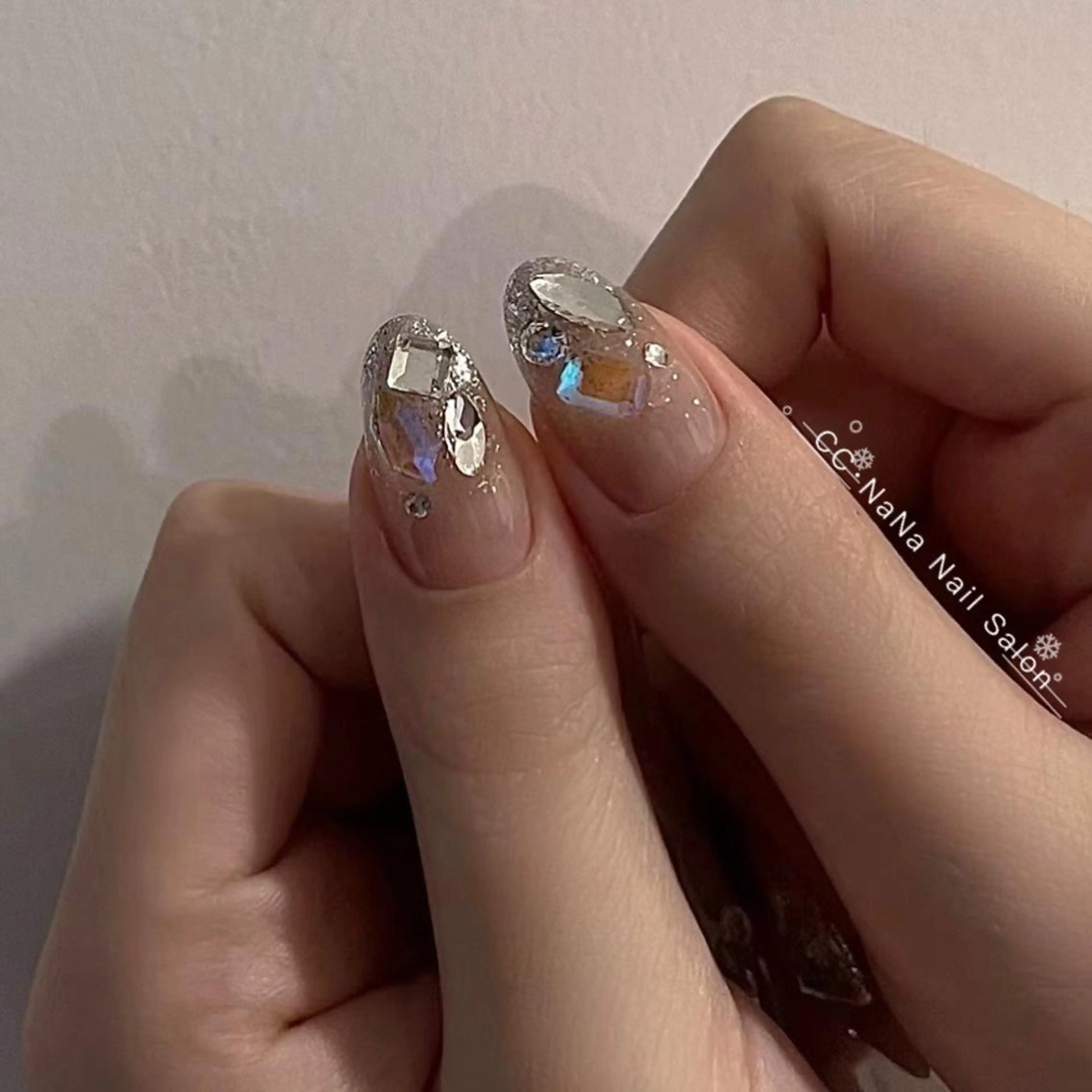 ネイル チークネイル フラッシュネイル ハート キラキラネイル 韓国ネイル ハンドネイル 💎CC・NaNa 韓国風ネイル🌙Cのネイルデザイン