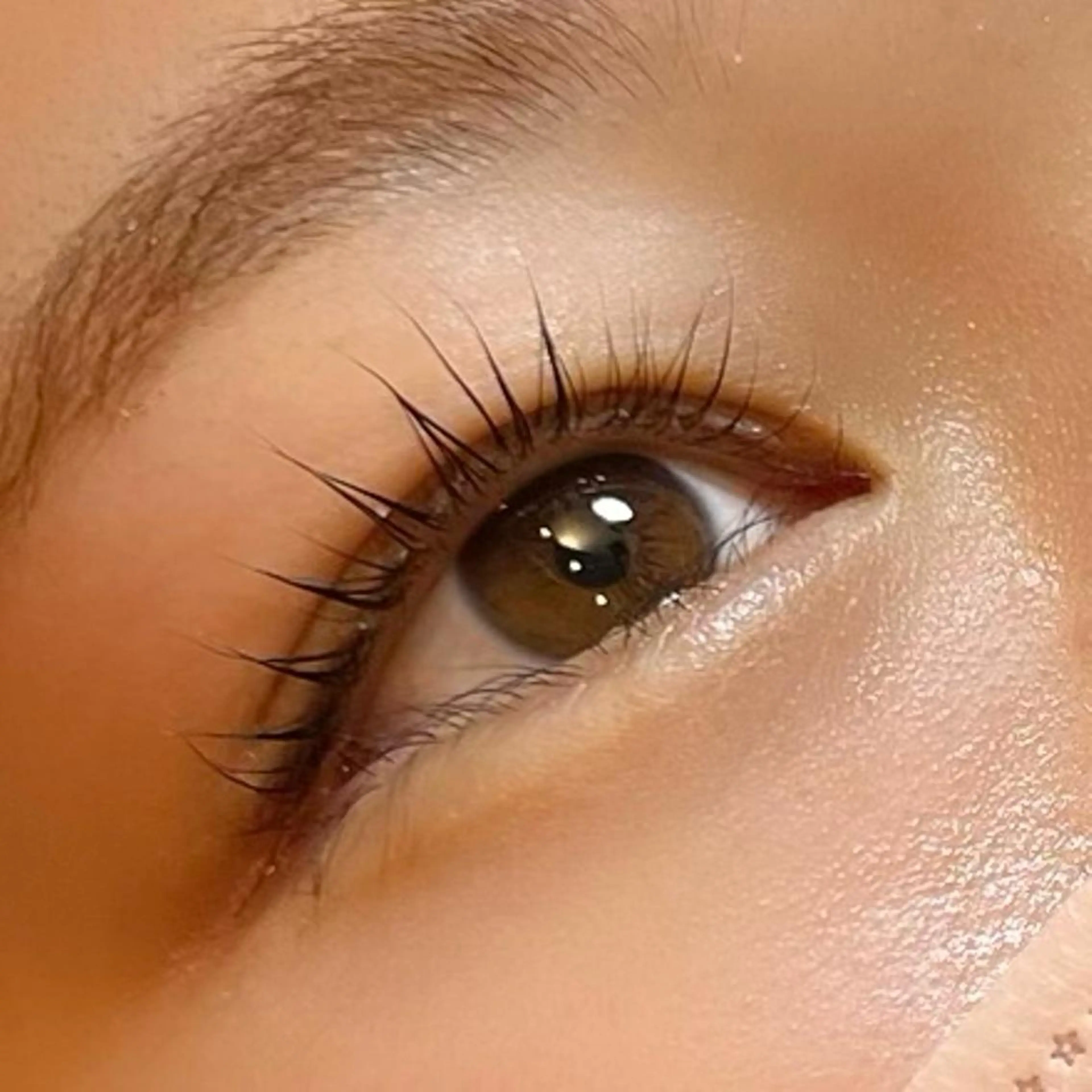 マツエク・マツパ パリジェンヌラッシュリフト かわの ももな 💜ྀིのヘアスタイル