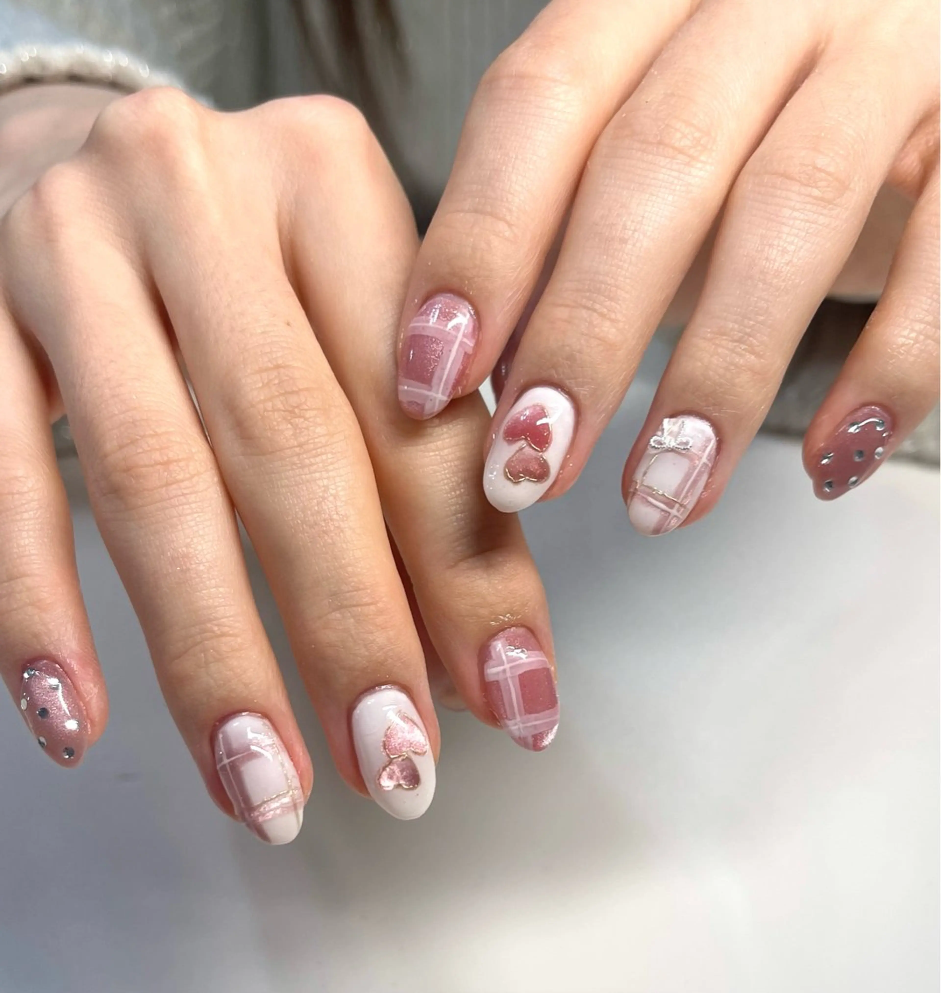 ネイル ハンドネイル Bitty / natsumiのネイルデザイン