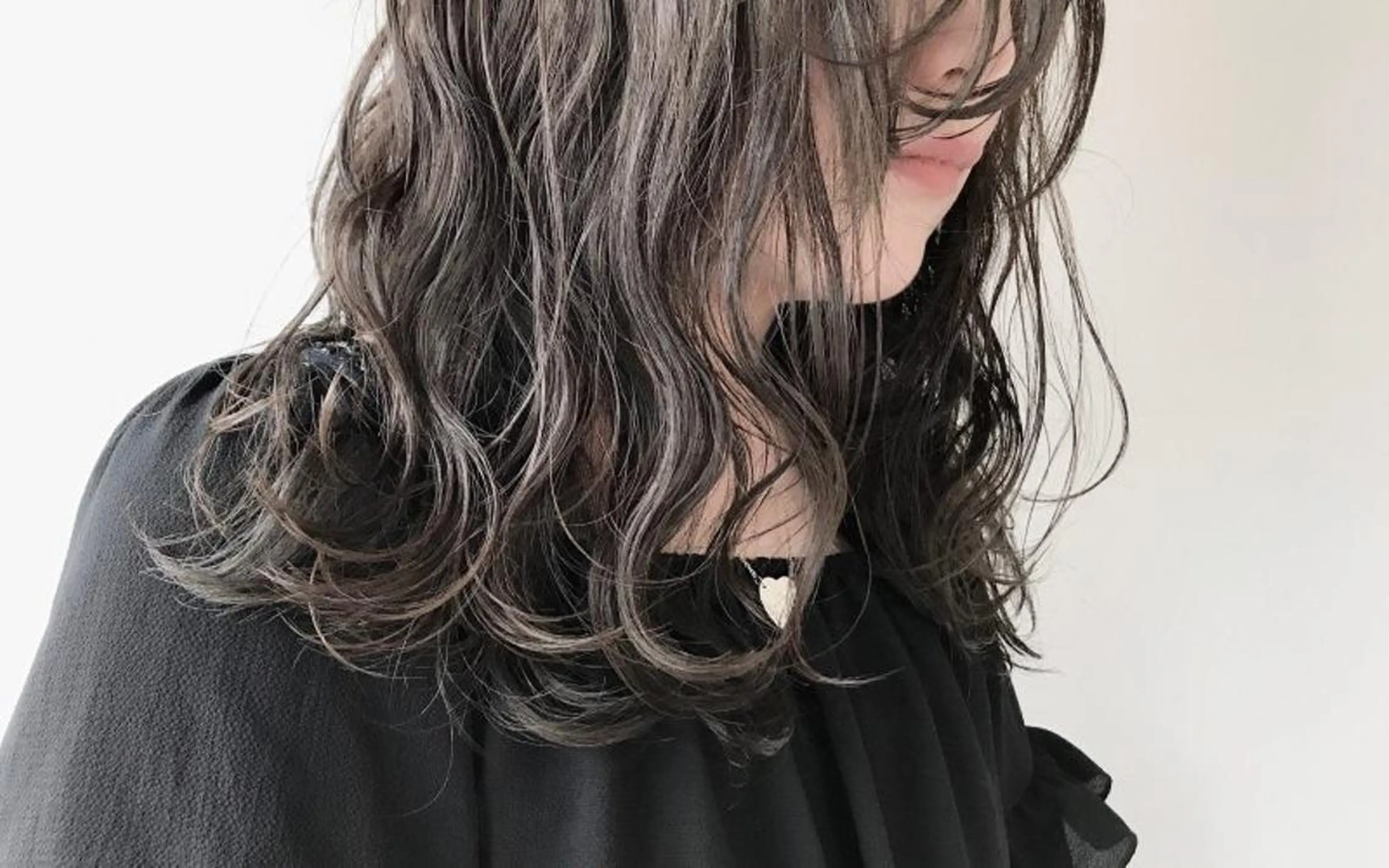 セミロング カラー 古山 勇太のヘアスタイル