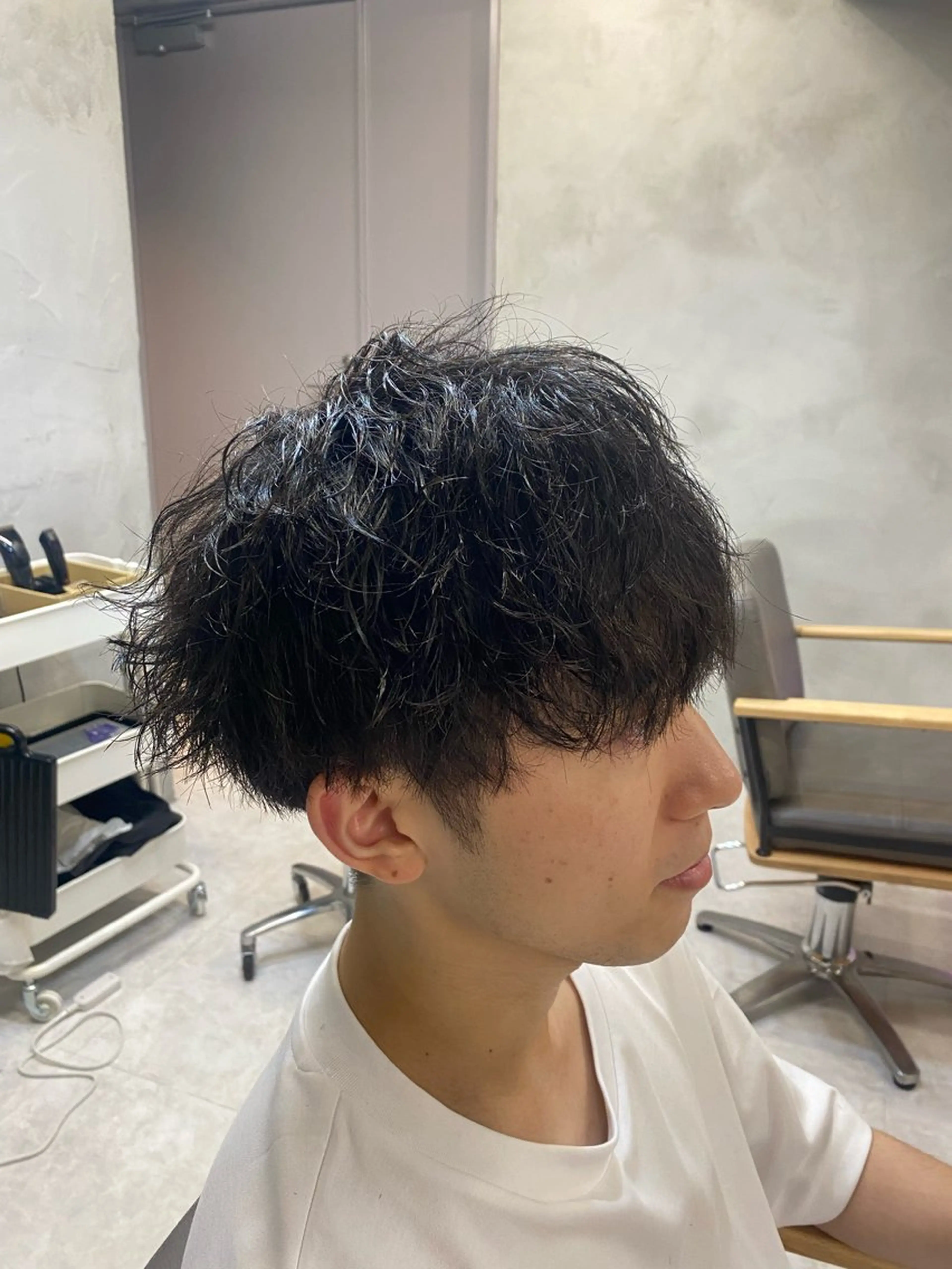 ショート メンズ カット clomus梅田茶屋町店所属・髪質改善特化美容師 酸性ストレート近藤俊のヘアスタイル