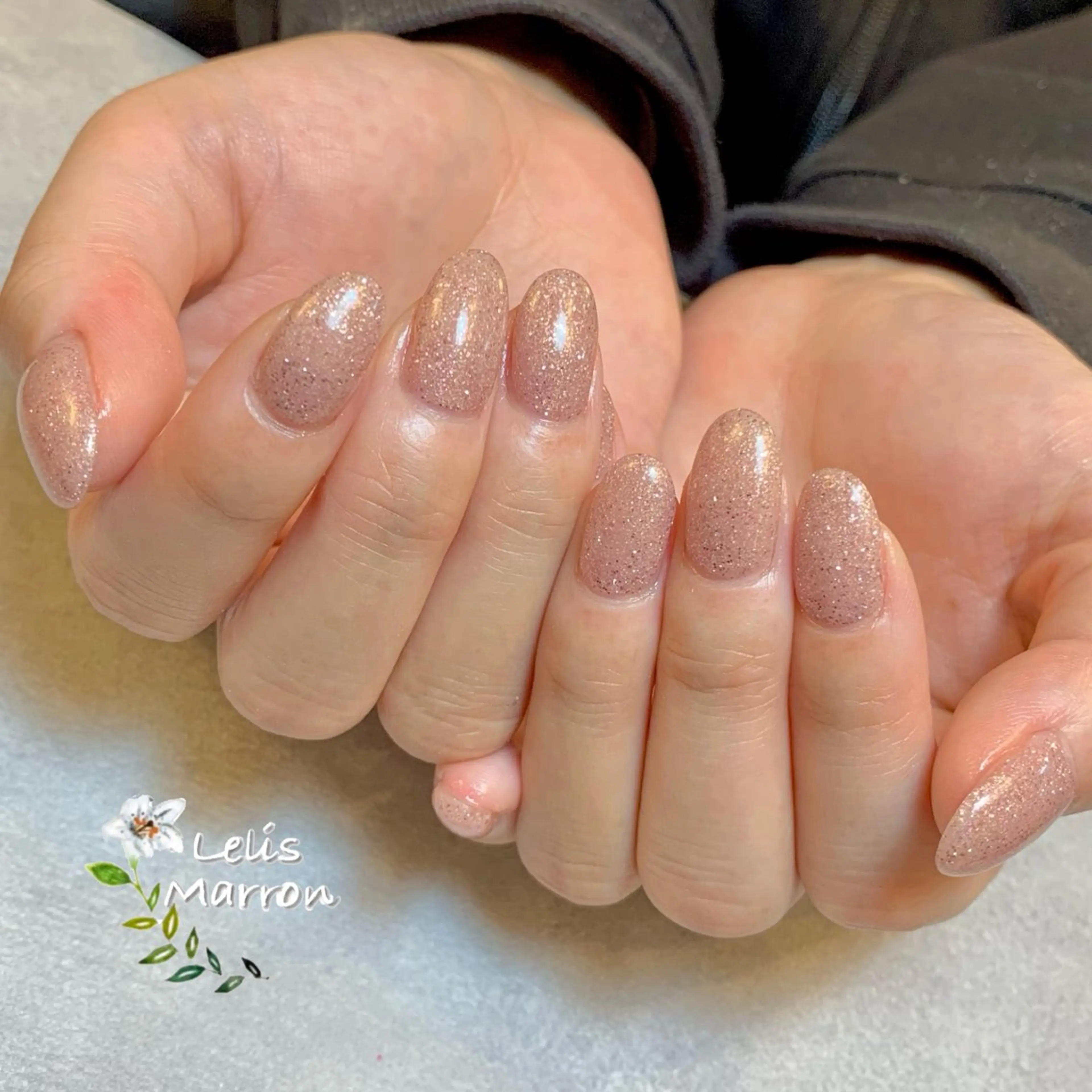 ネイル フラッシュネイル オフィスネイル ワンカラーネイル ハンドネイル Lelis Marron所属・岸 侑李のネイルデザイン