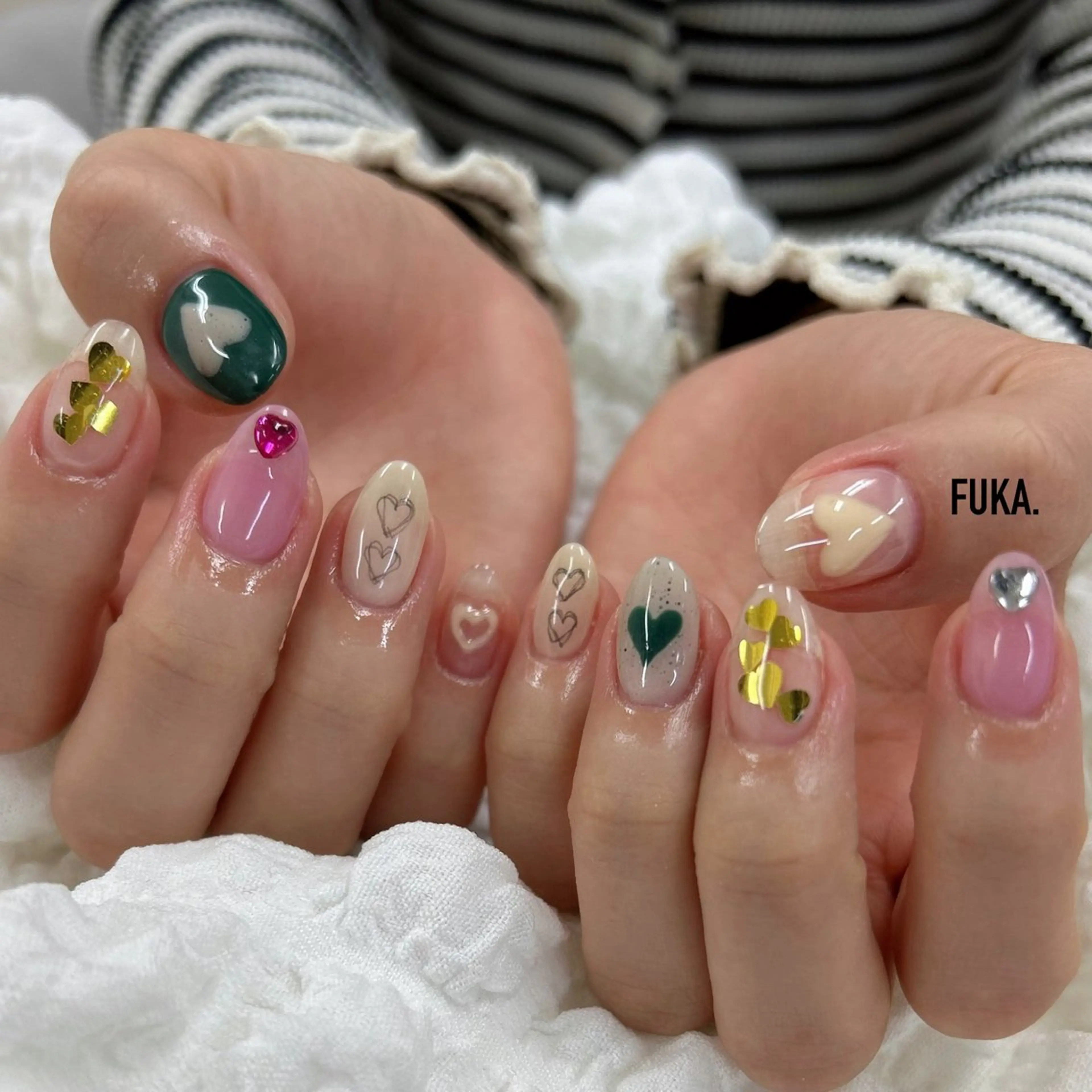 ネイル ジェルネイル ハート 持ち込み パラジェル ハンドネイル ネイルサロンAnela【アネラ】所属・Nail♡Fuka. /12月予約受付中のネイルデザイン
