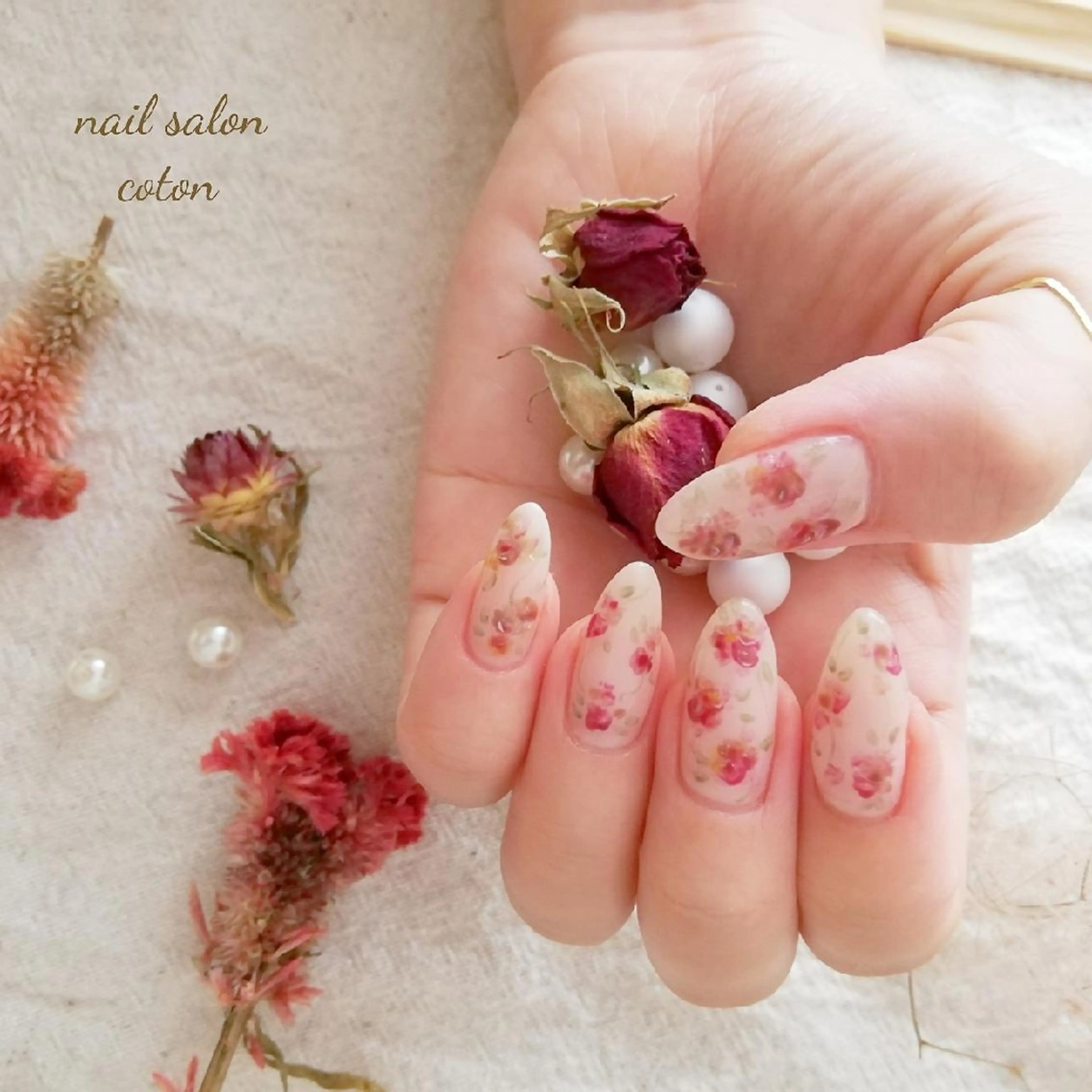 ネイル アートネイル フラワーネイル 🥀ネイルサロン cotonコトン🥀のネイルデザイン