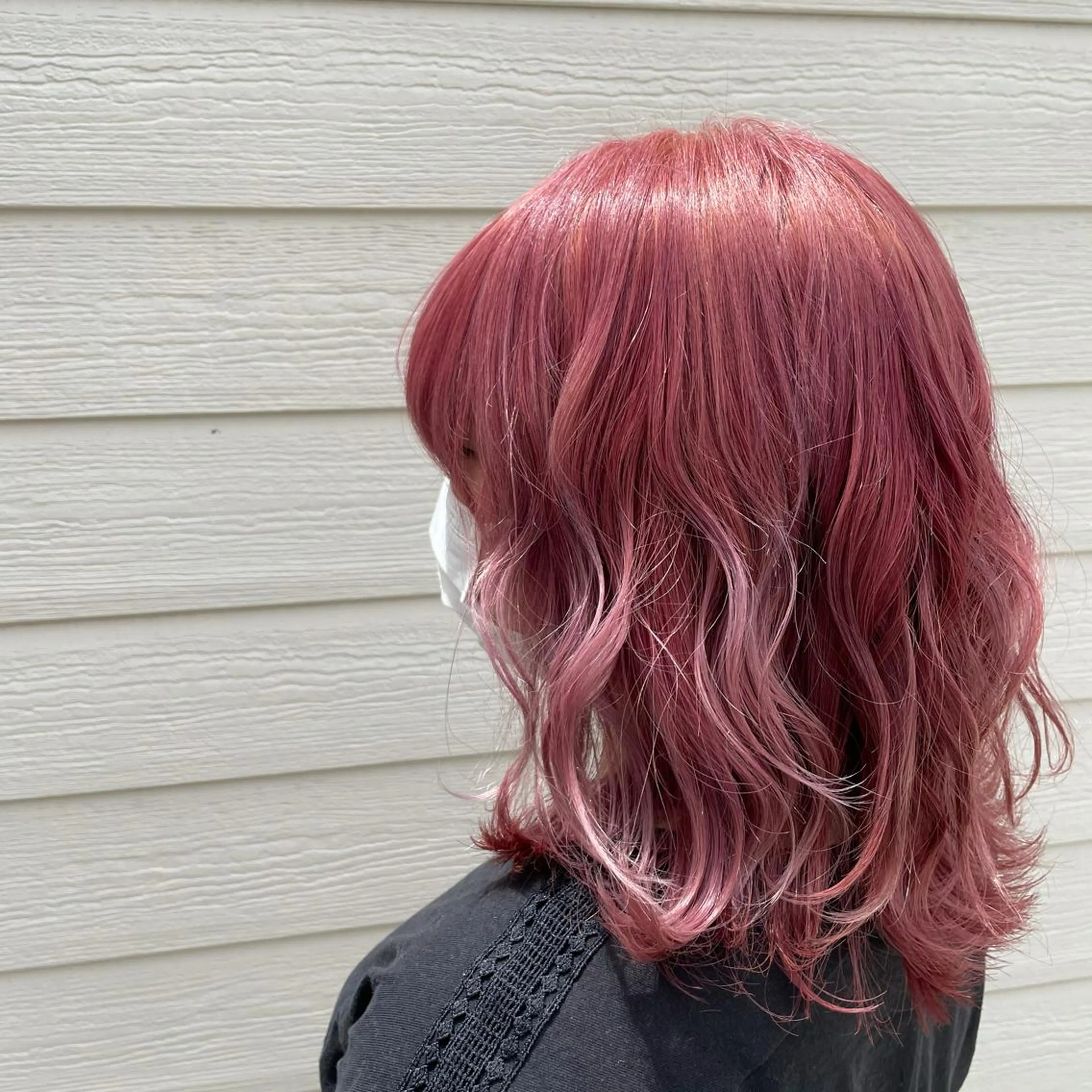 セミロング カラー ブリーチ ピンクカラー ヘアカラー トリートメント RUBEUS【ルベウス】所属・✨艶々カラー🎨 杉本賢人のヘアスタイル