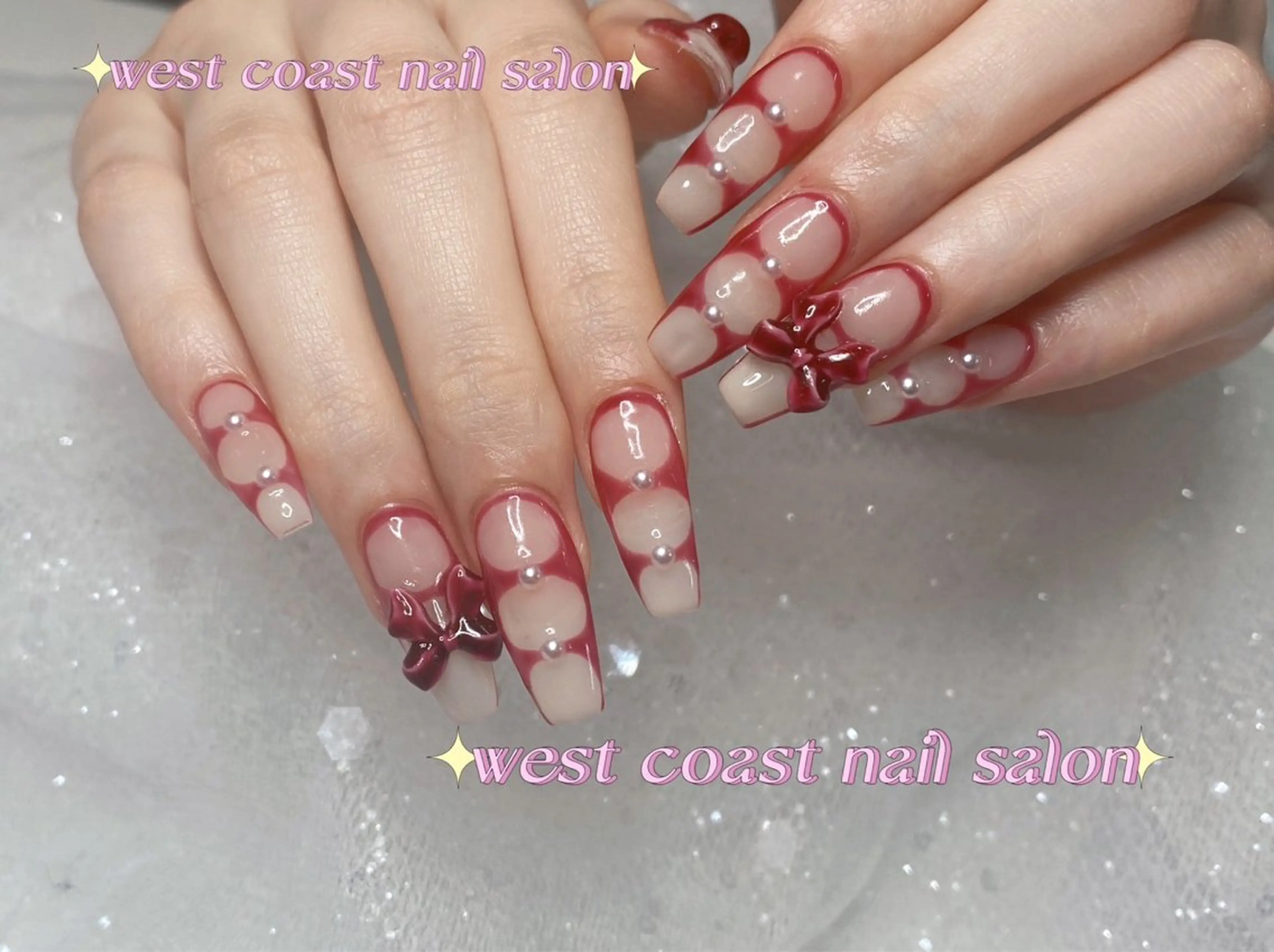 ネイル 冬ネイル クリスマス リボン、ガーリー パーツ放題専門店のネイルデザイン