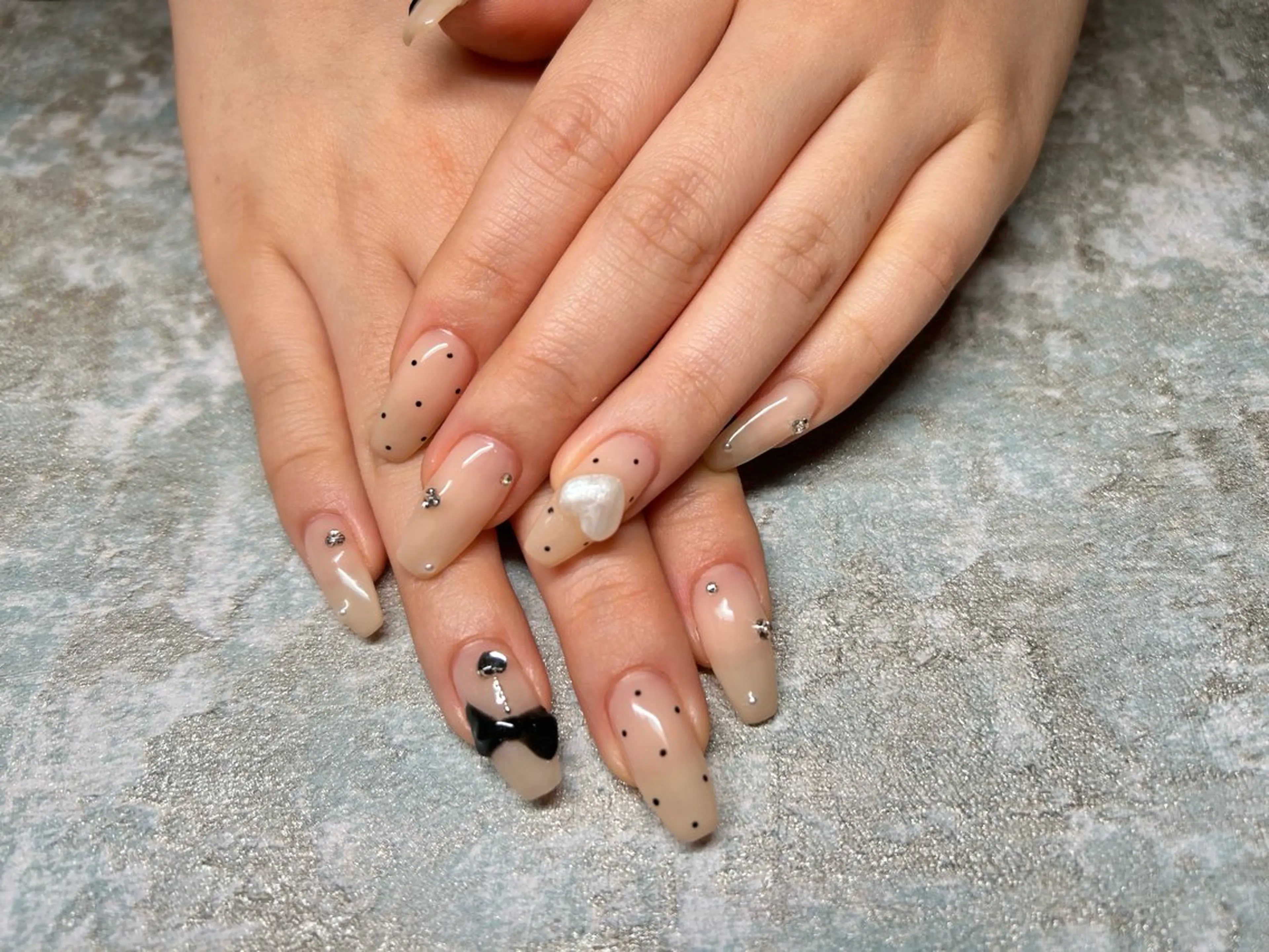 ネイル アートネイル ワンカラーネイル ハンドネイル Lisa’s Salonのネイルデザイン