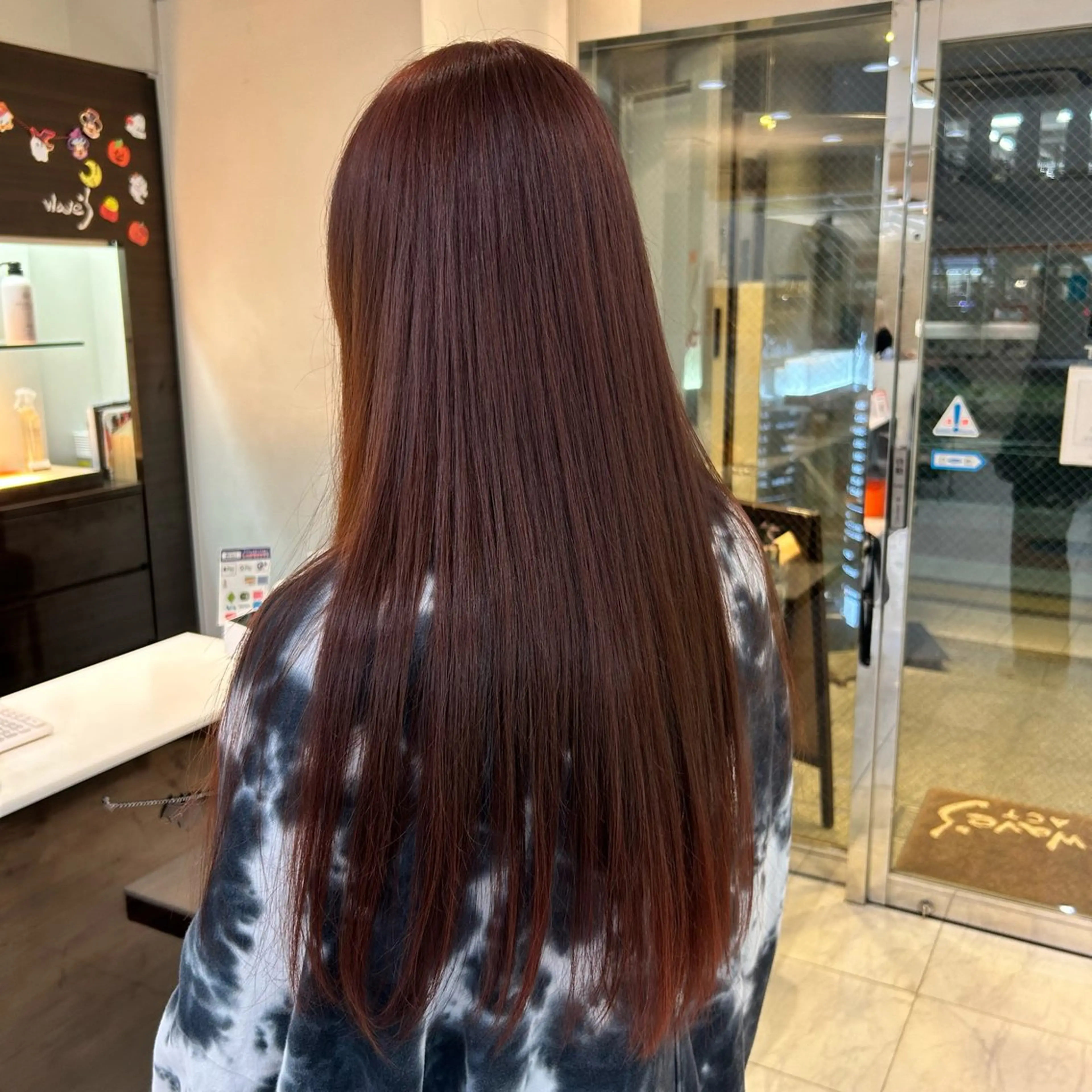 ロング カラー ブリーチ ブリーチなしカラー ピンクカラー りか/ 大宮のヘアスタイル