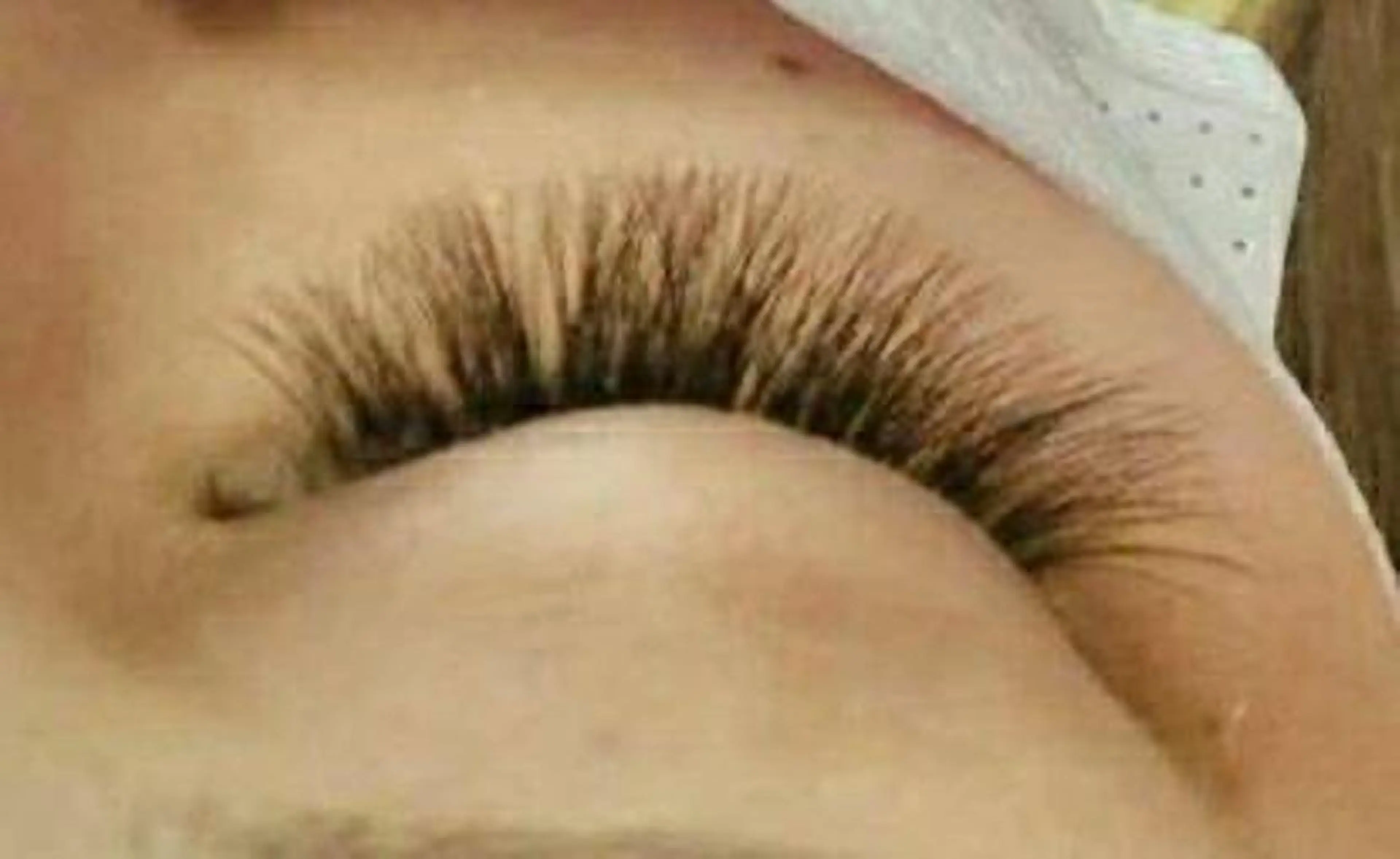 マツエク・マツパ アイブロウ magicalstick所属・青木 寿恵のマツエク・マツパデザイン