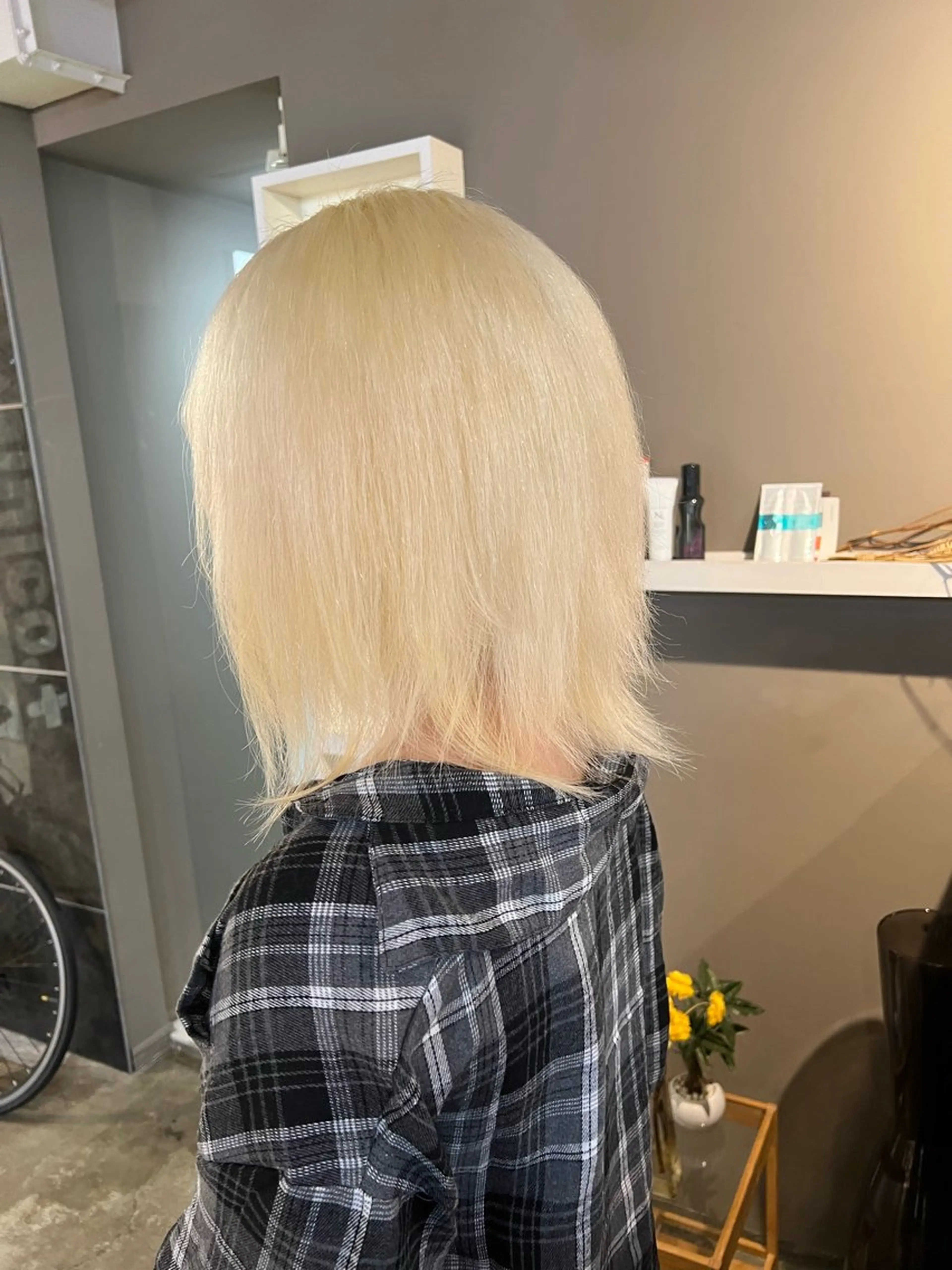 ミディアム カラー daiki 原宿のヘアスタイル