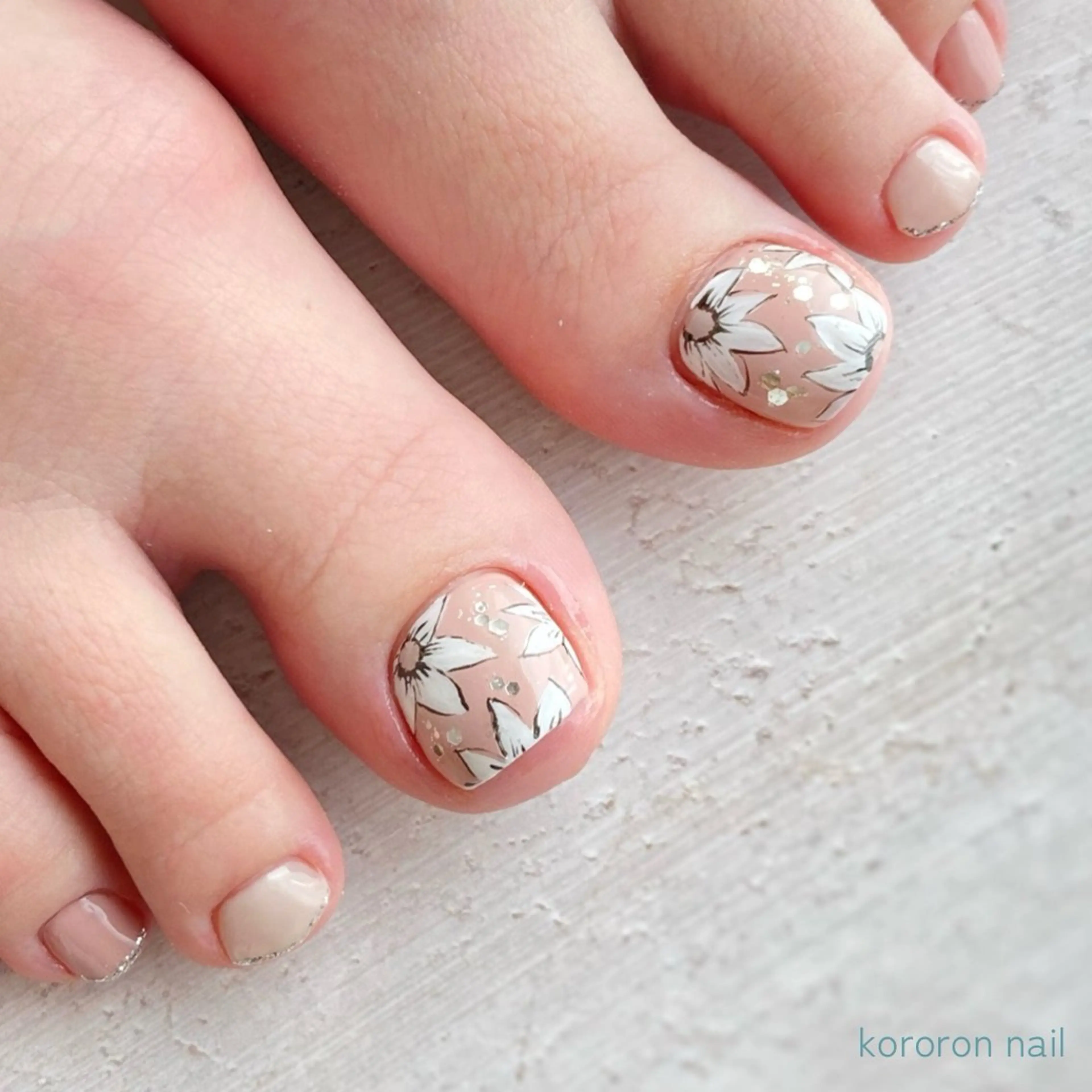 ネイル フットネイル ころろんネイル nazuのネイルデザイン