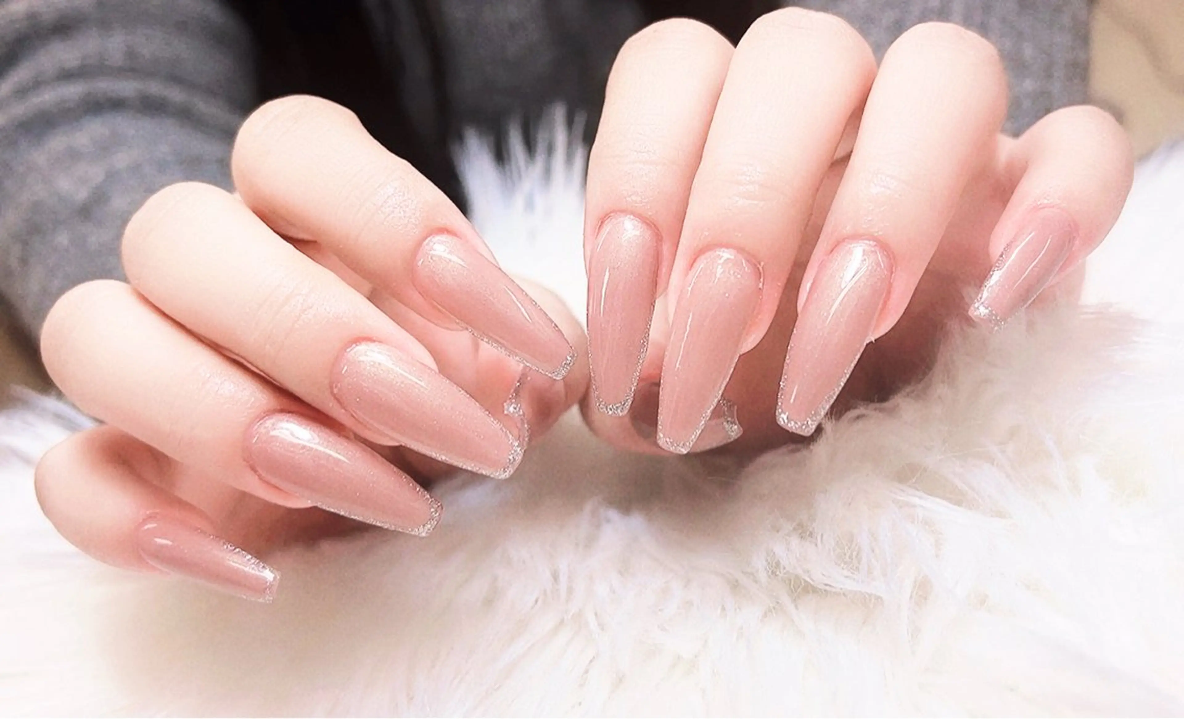 ネイル ハンドネイル 佐藤 依娜のネイルデザイン