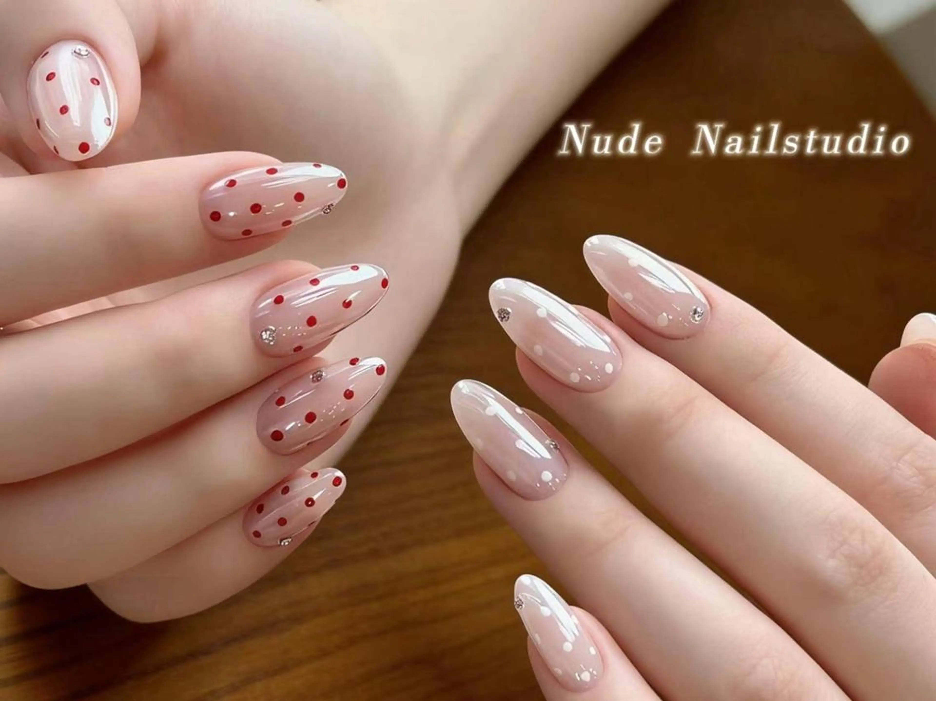 ネイル チークネイル フットネイル フレンチネイル ジェルネイル ガラスフレンチ ヌドネイルスタジオ もものネイルデザイン