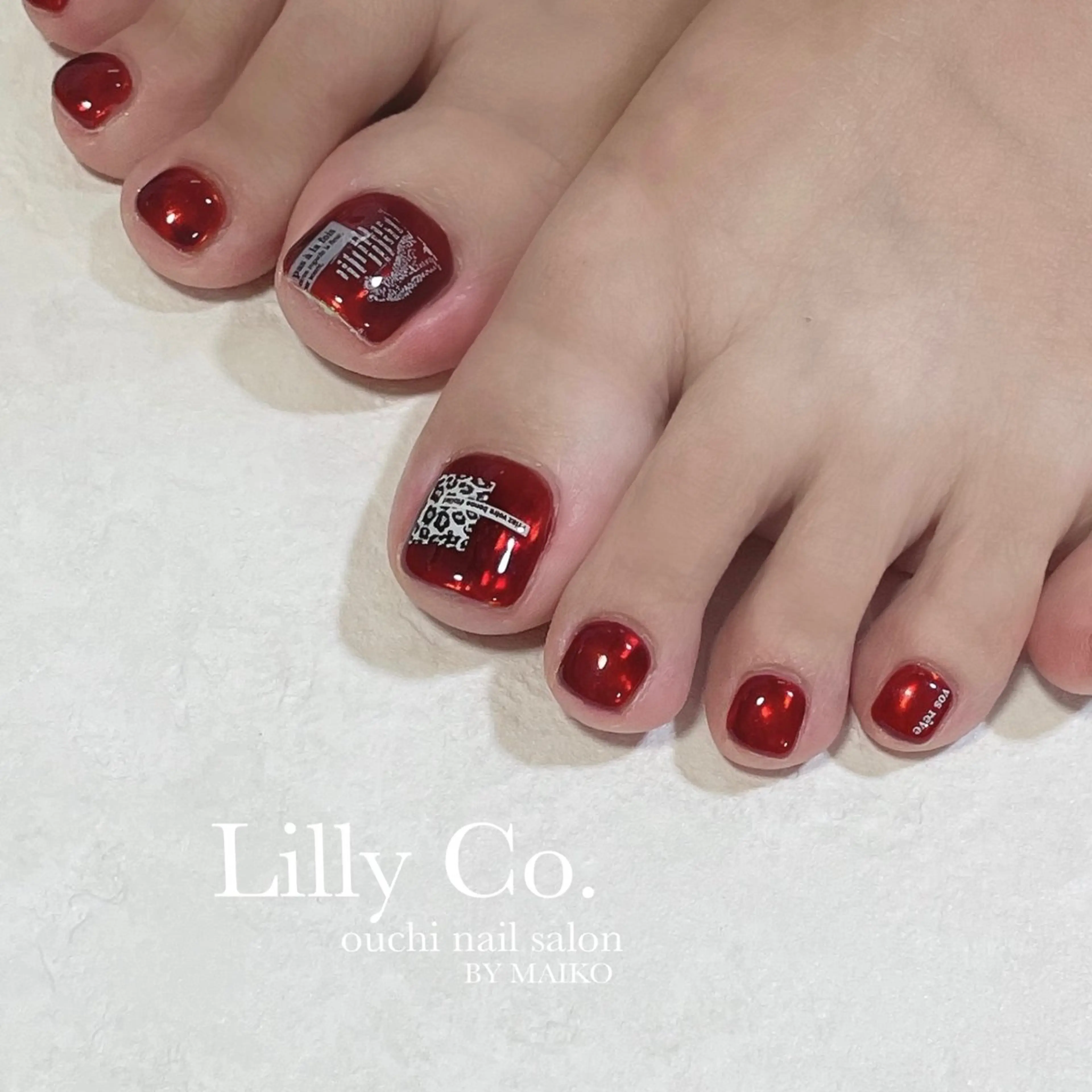 ネイル キラキラネイル Lilly Co.のネイルデザイン