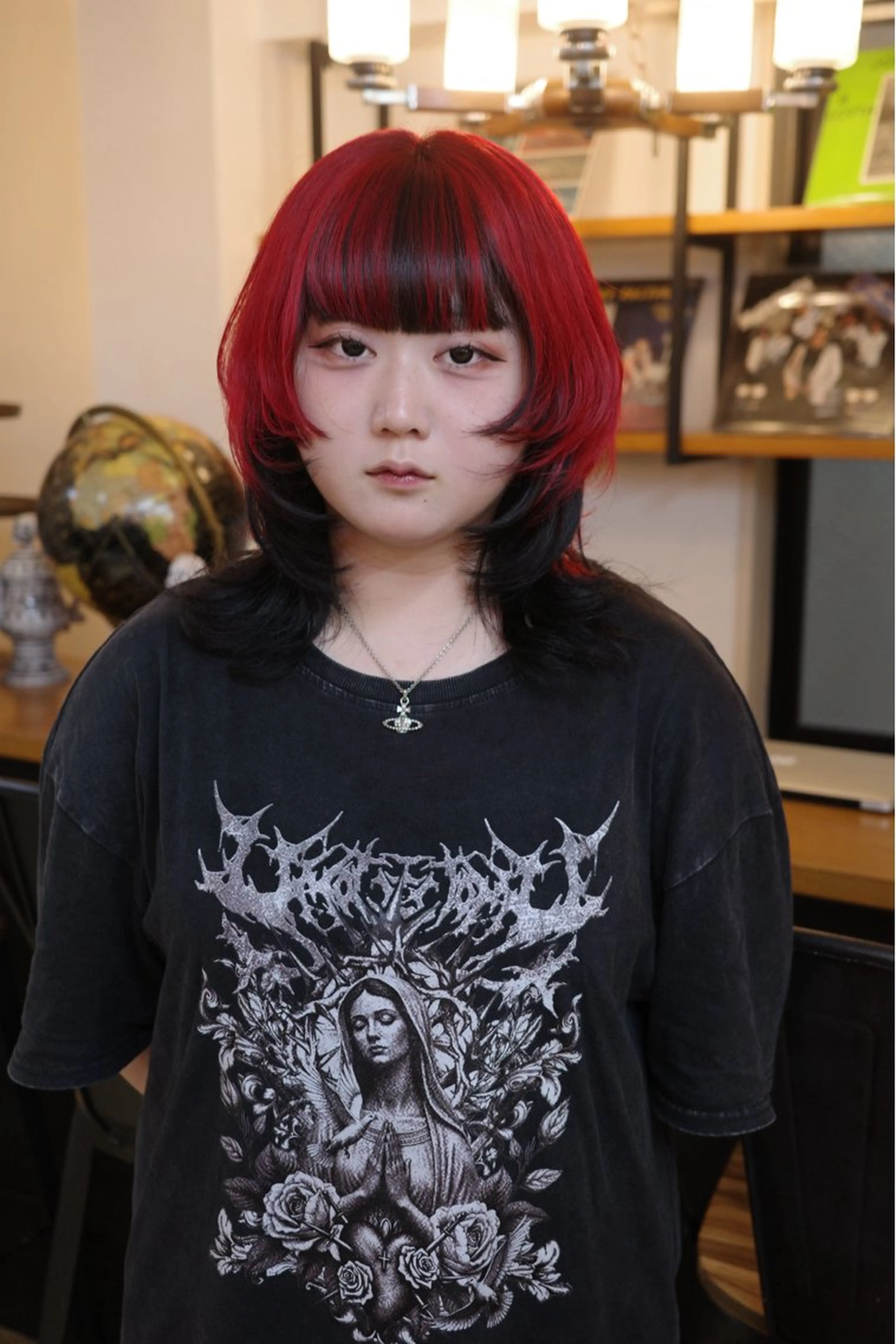 セミロング カラー ヘアカラー ハイトーンカラー ⭐️NAZUNAのヘアスタイル