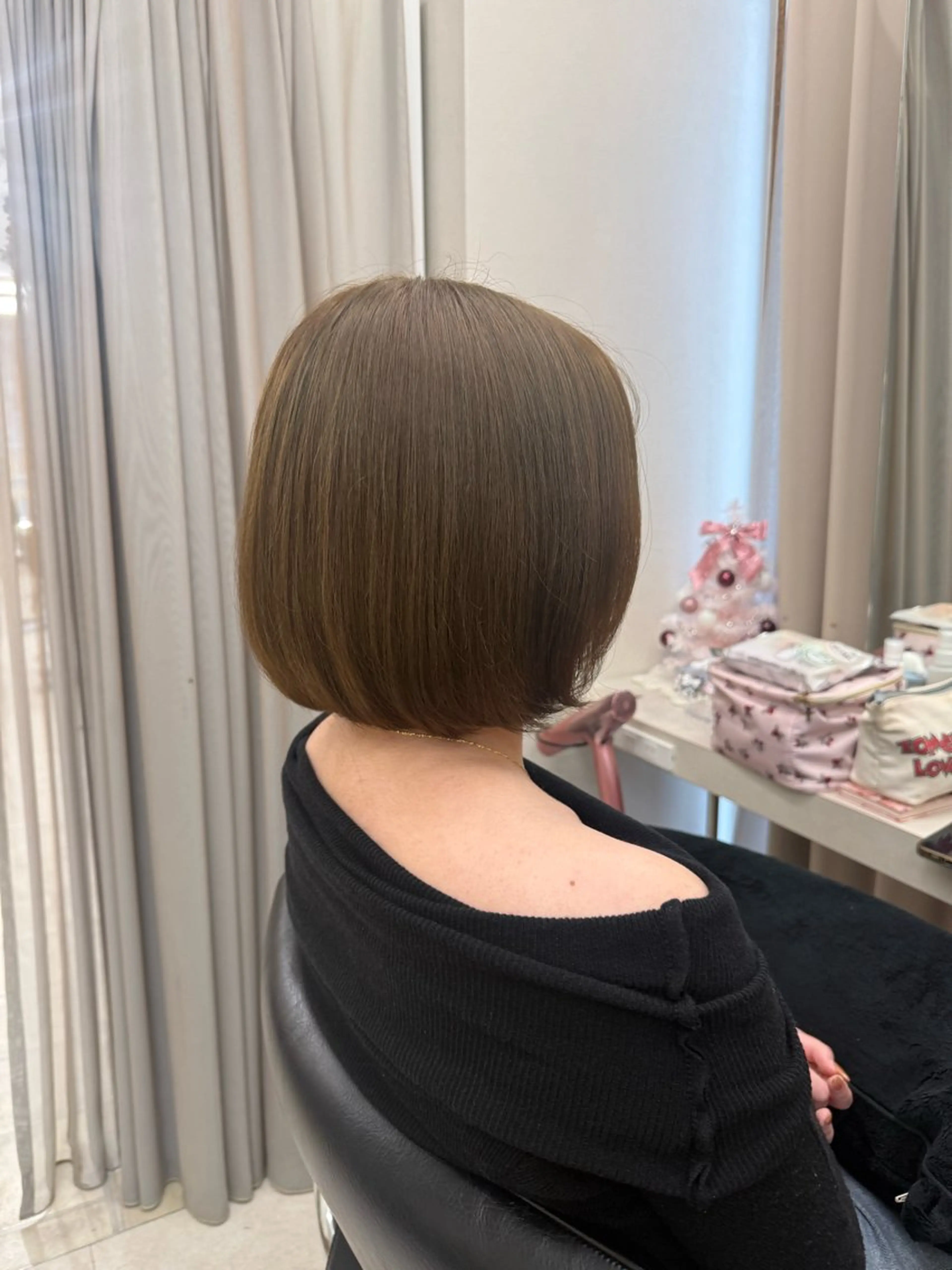 ショート カラー ヘアカラー トリートメント haru 髪質改善サロンのヘアスタイル